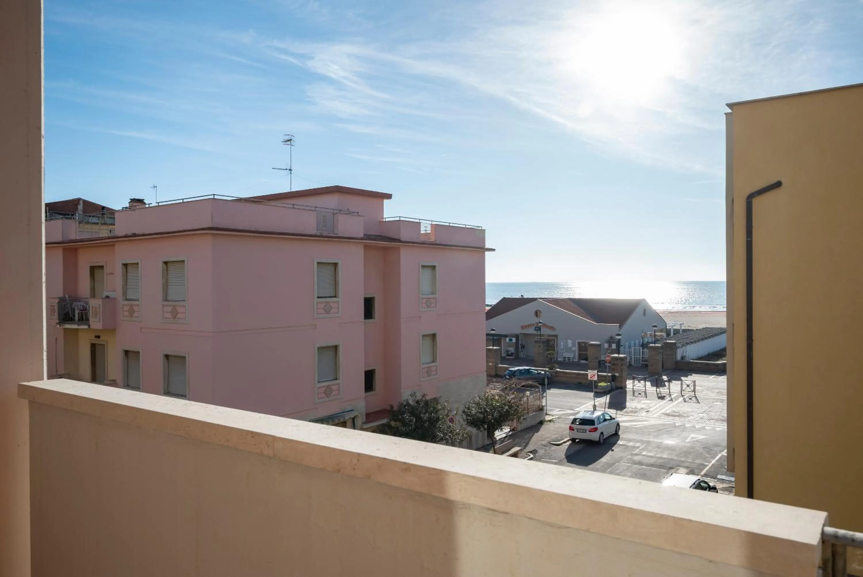 Sea view in Lola Piccolo Hotel e Appartamenti