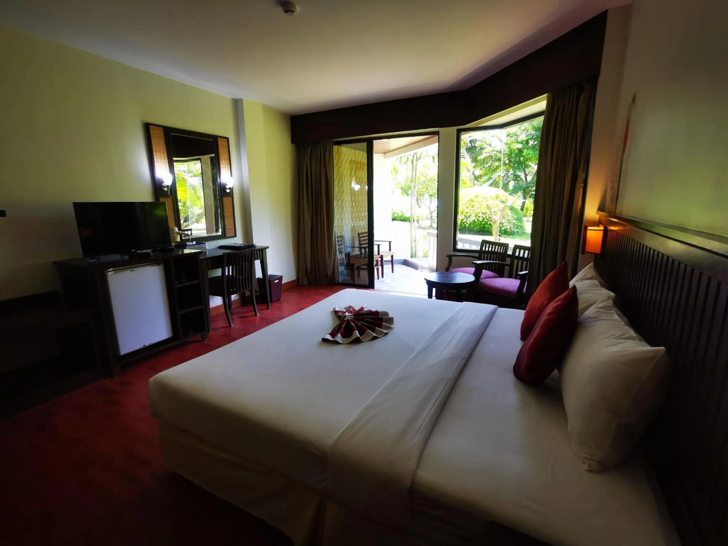 Bed in Phi Phi Island Cabana Hotel