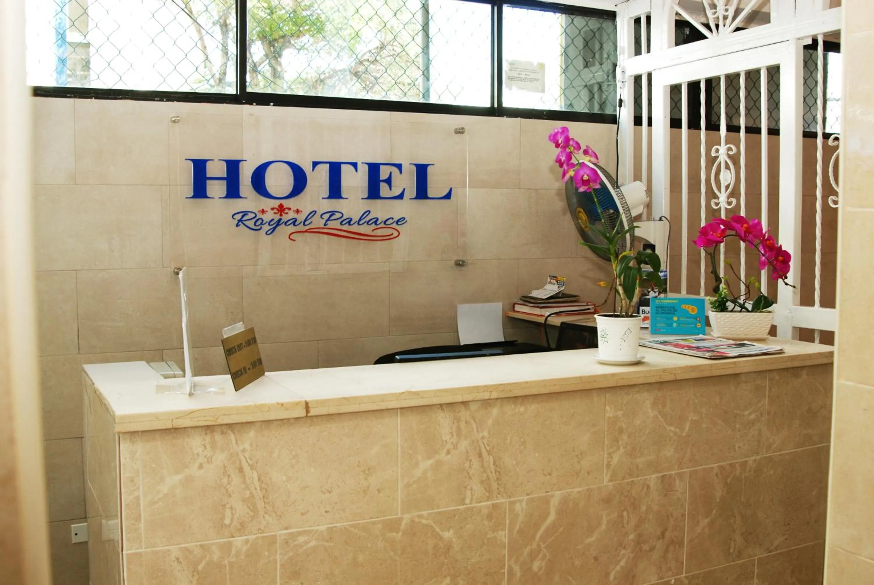 Lobby or reception in Royal Palace Hotel