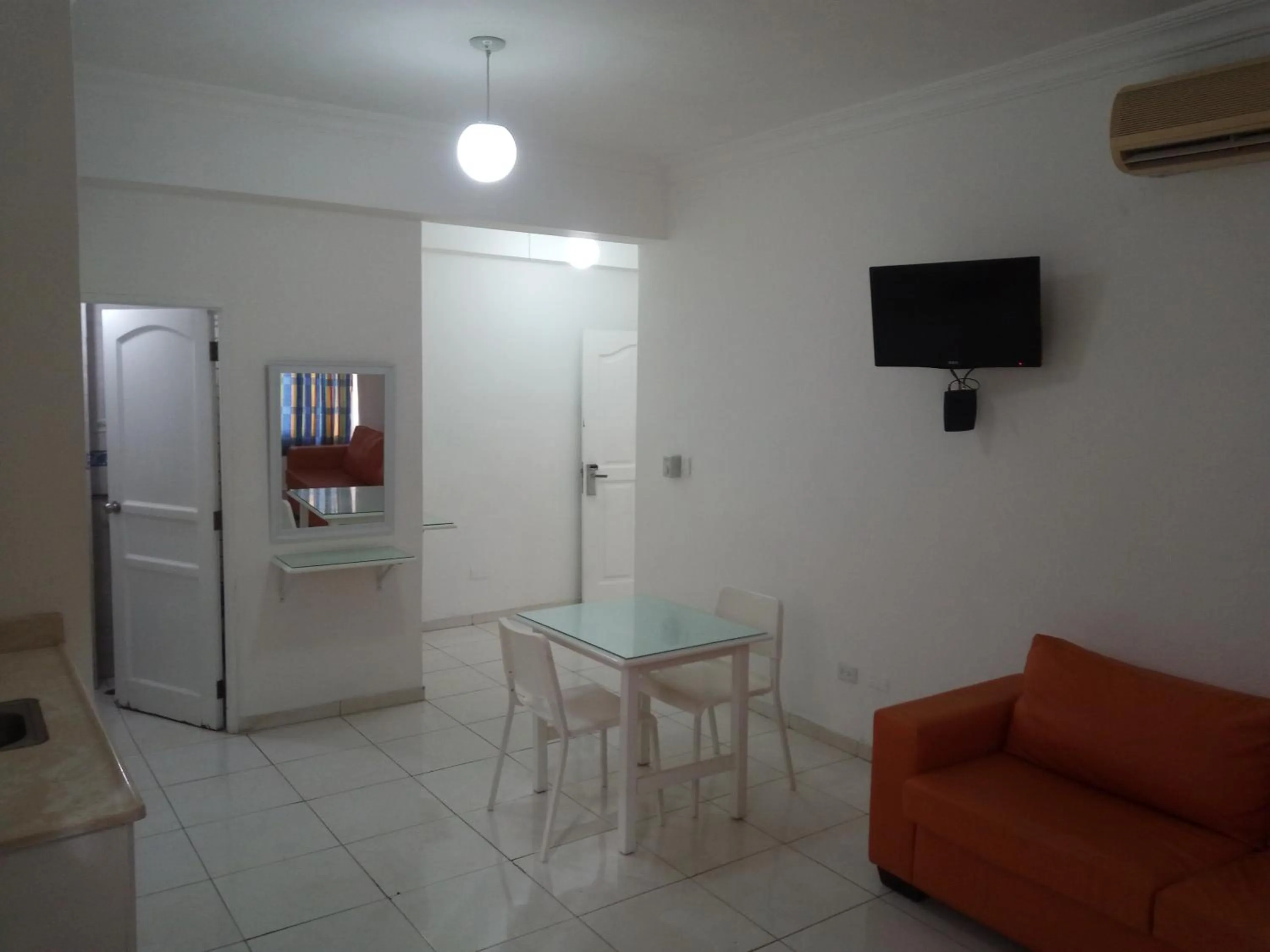 Living room in Royal Palace Hotel