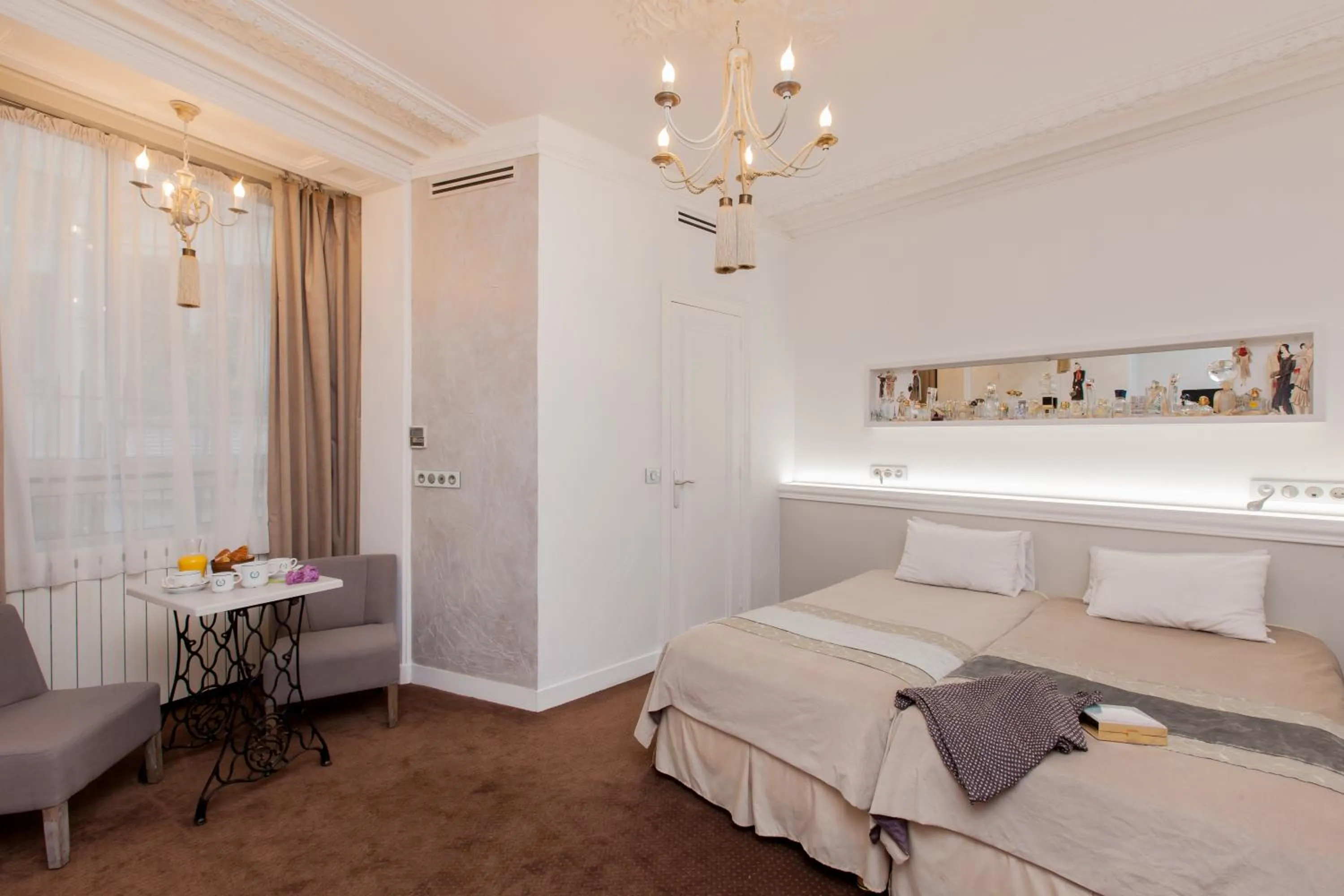 Bed in Hotel Bonaparte