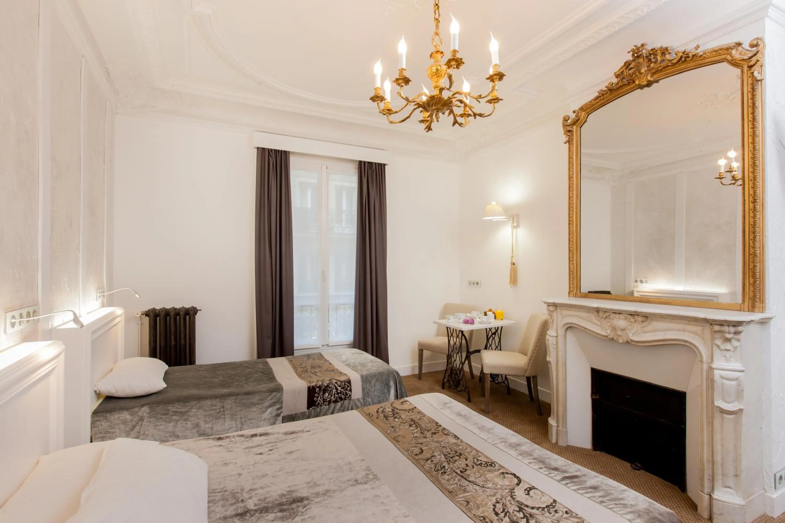 Bed in Hotel Bonaparte