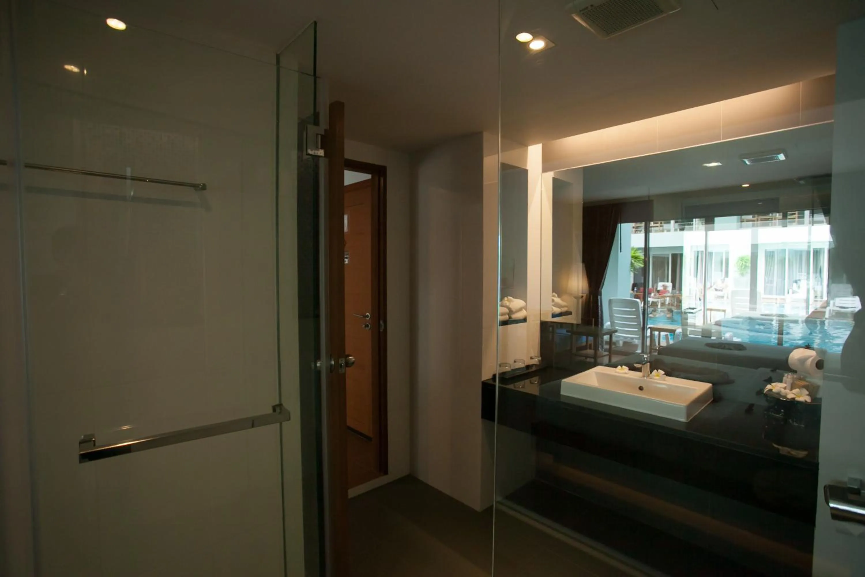 Bed in Phi Phi Harbour View Hotel-SHA Extra Plus