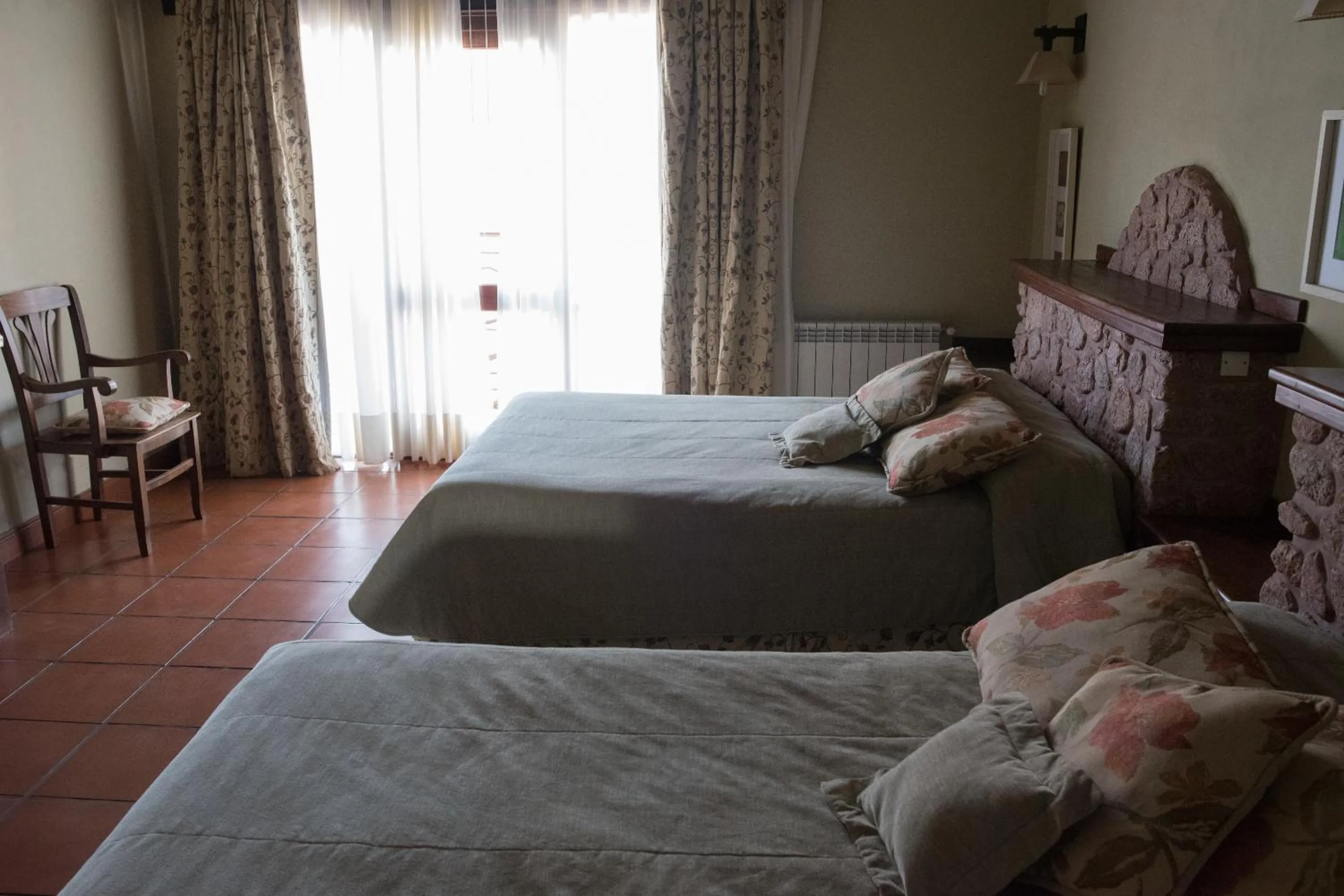 Bedroom, Bed in La Casa De La Bodega - Wine Boutique Hotel