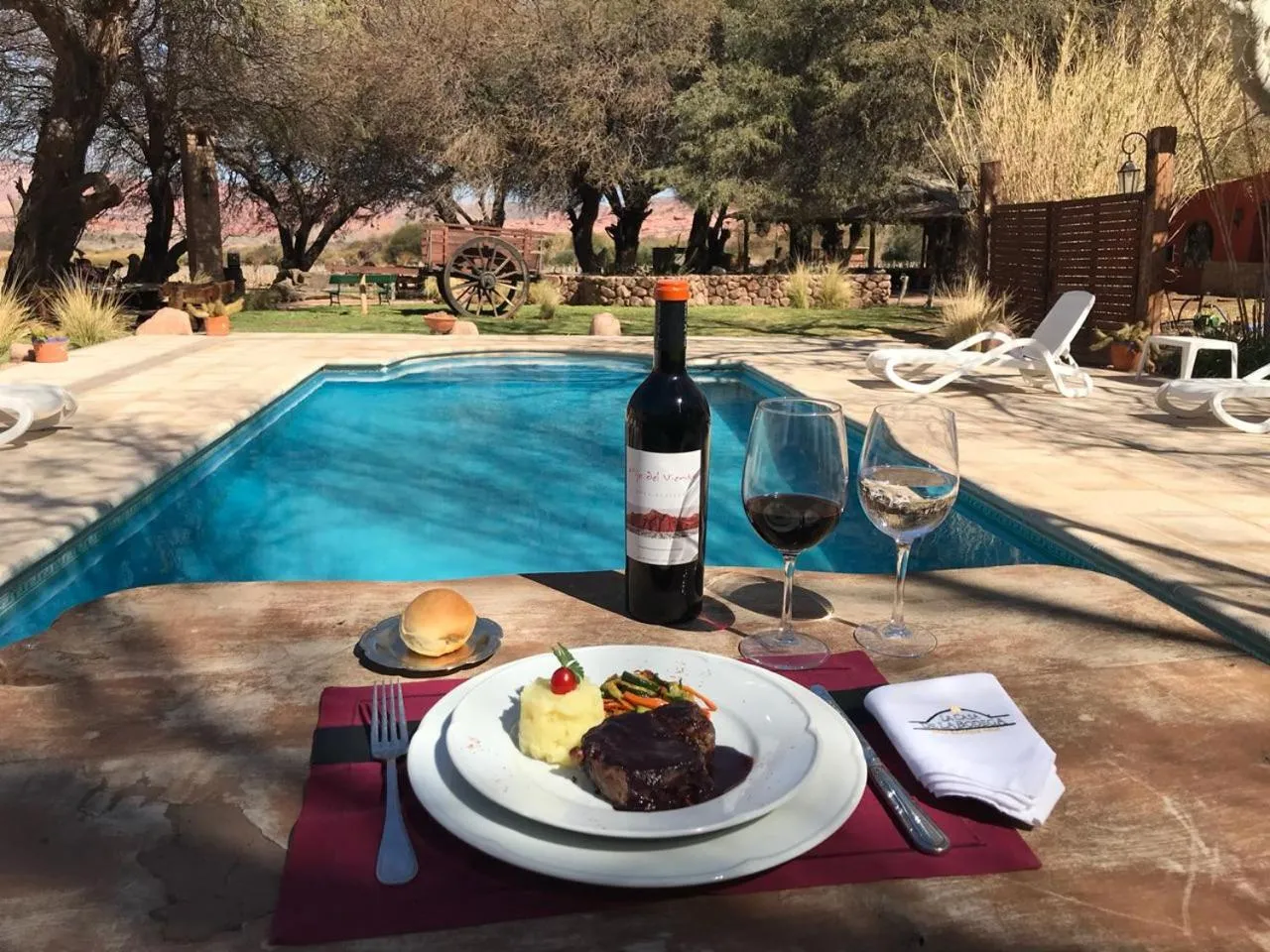 Area and facilities in La Casa De La Bodega - Wine Boutique Hotel