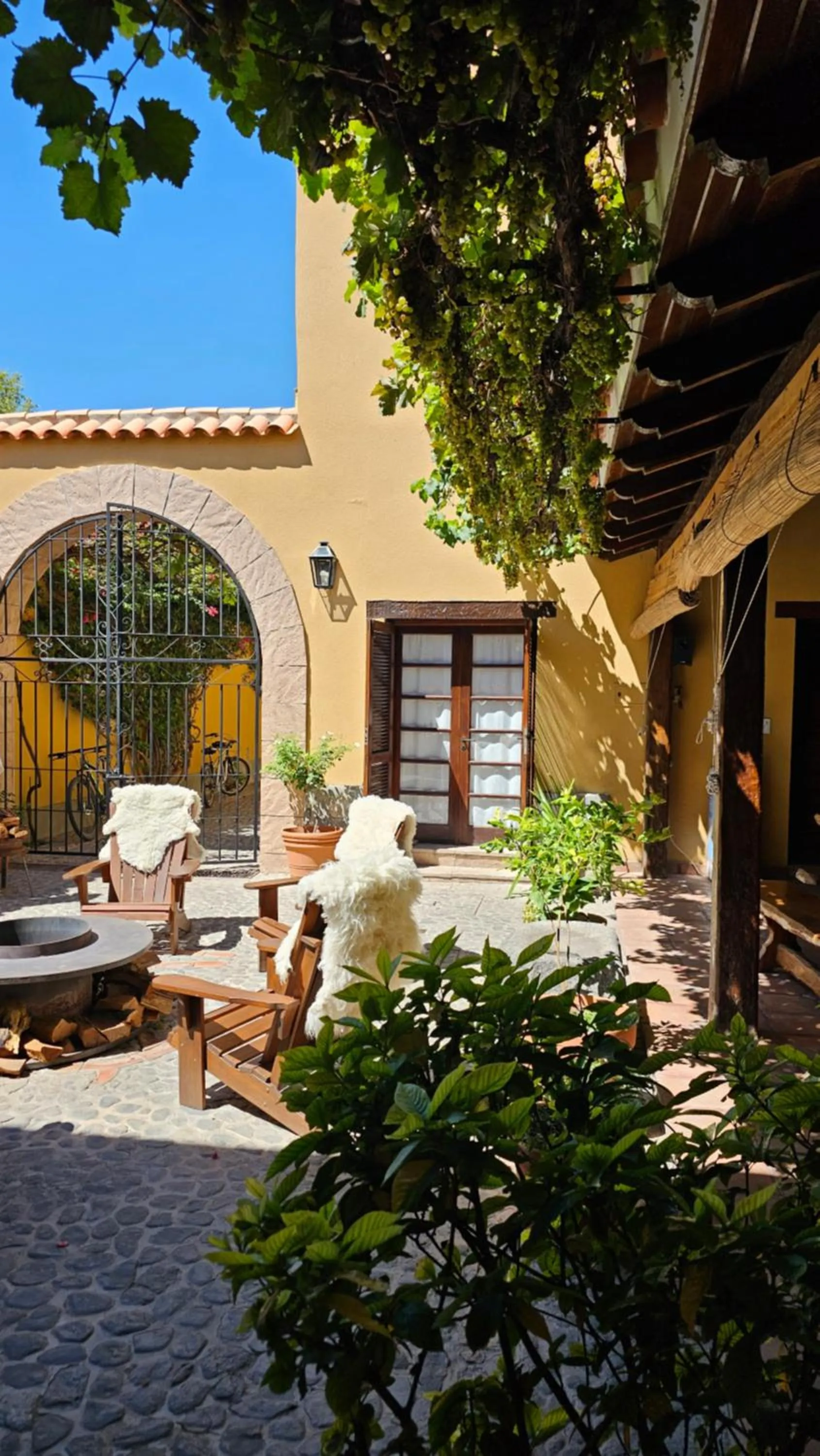 Patio in Villa Vicuña Cafayate Boutique Hotel