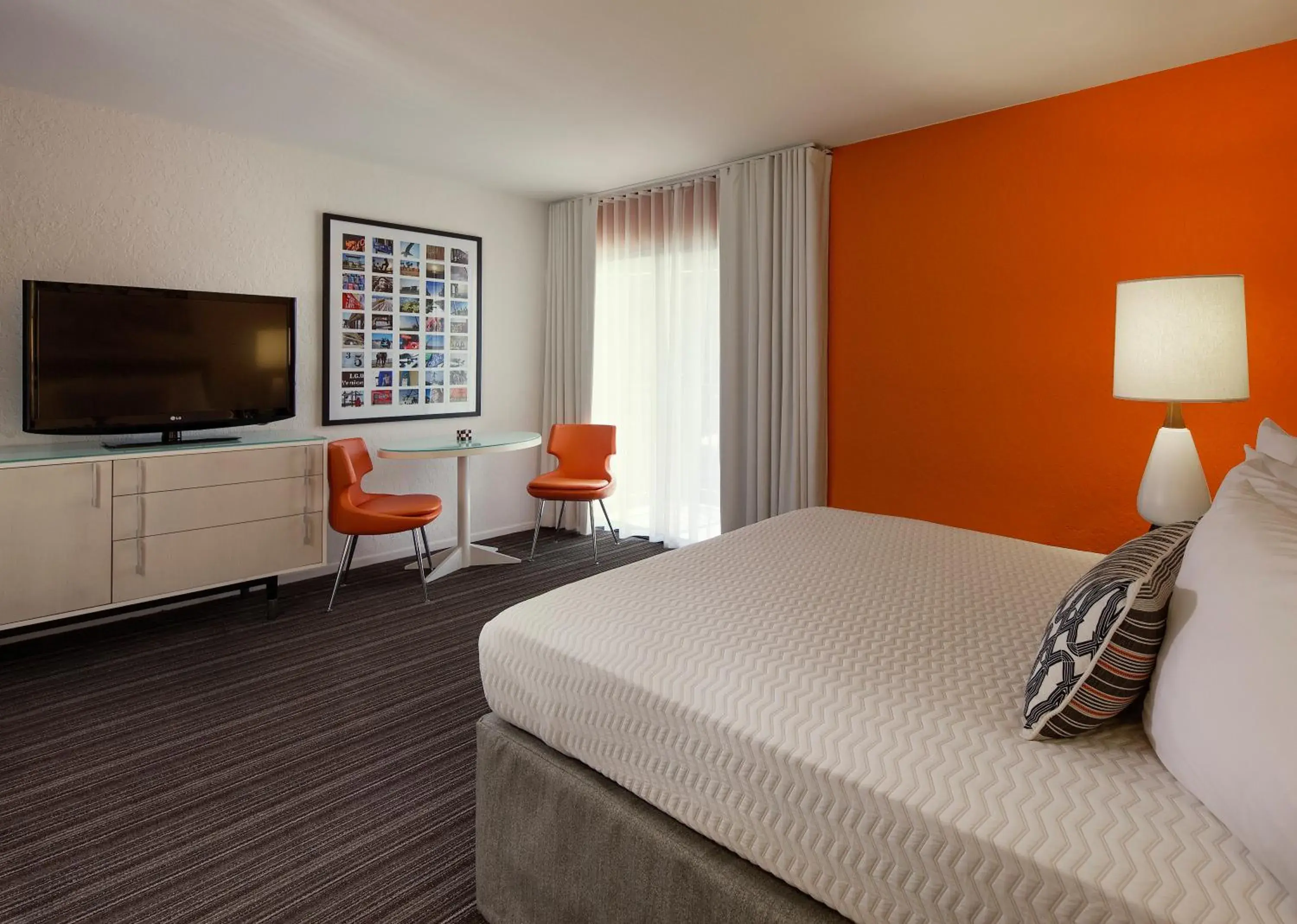 Photo of the whole room, Bed in Inn at Venice Beach Photo of the whole room, Bed in Inn at Venice Beach