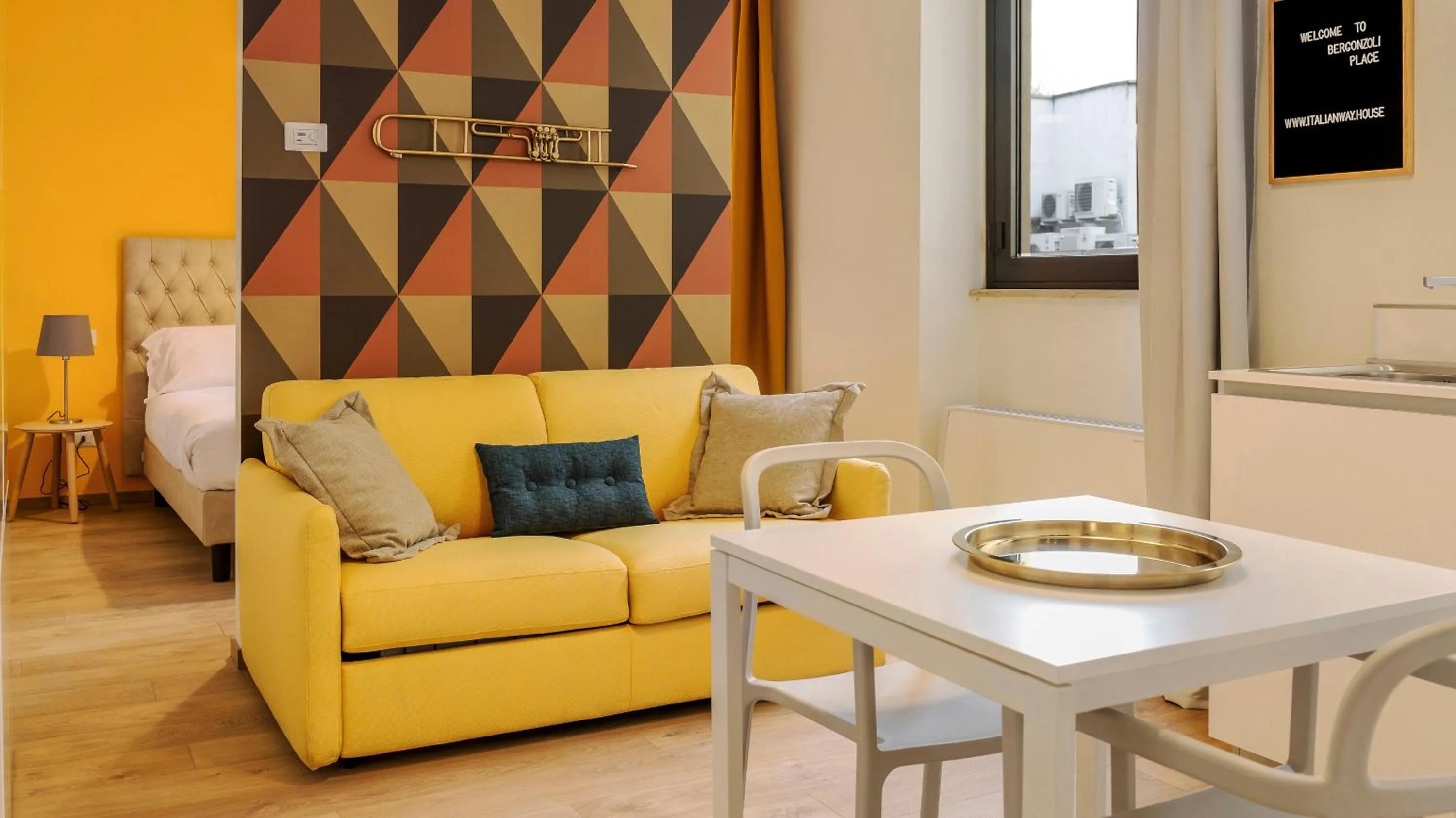 Italianway-Bergonzoli Place