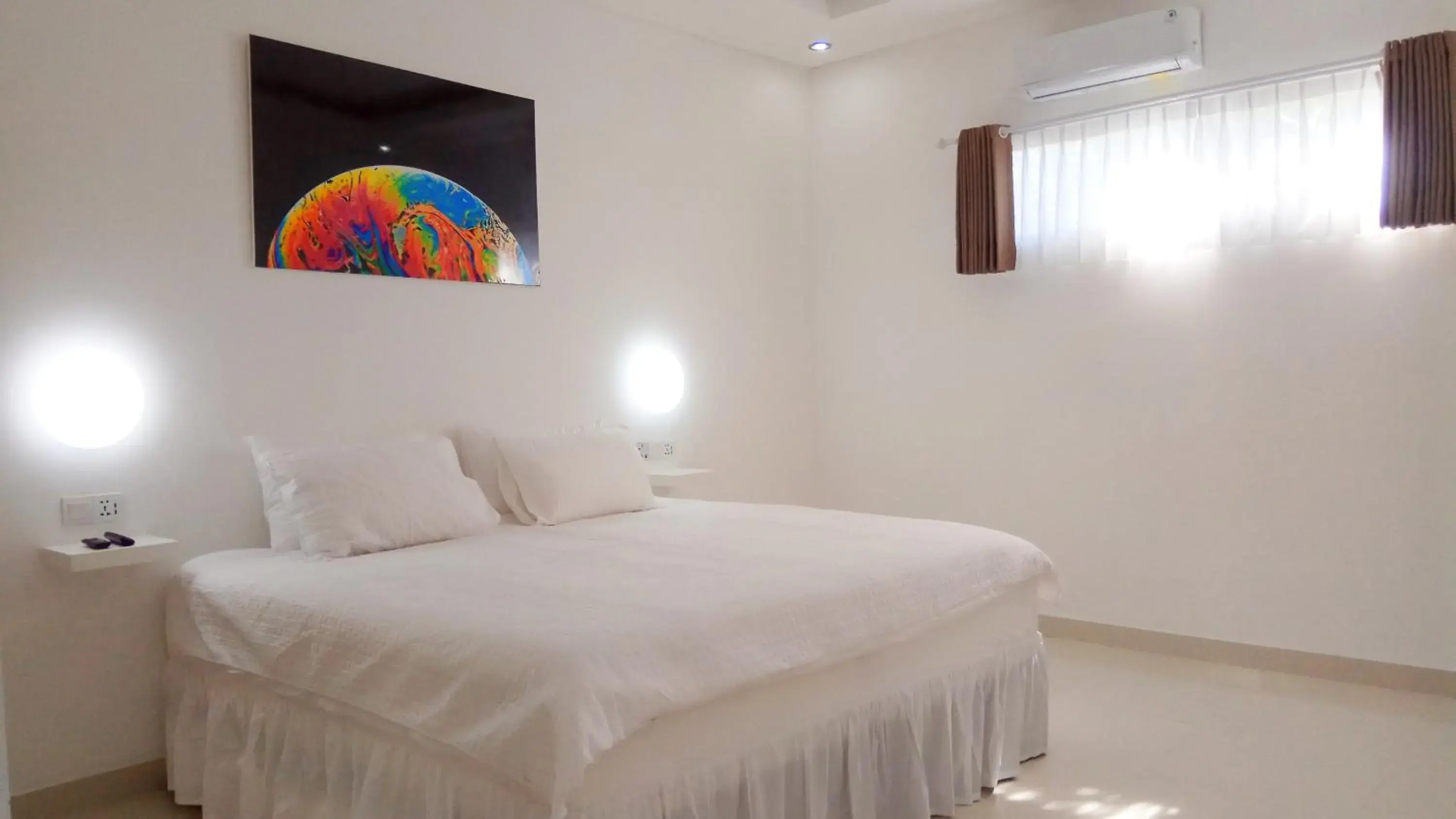 Bed in The Bali Bubble Bed in The Bali Bubble