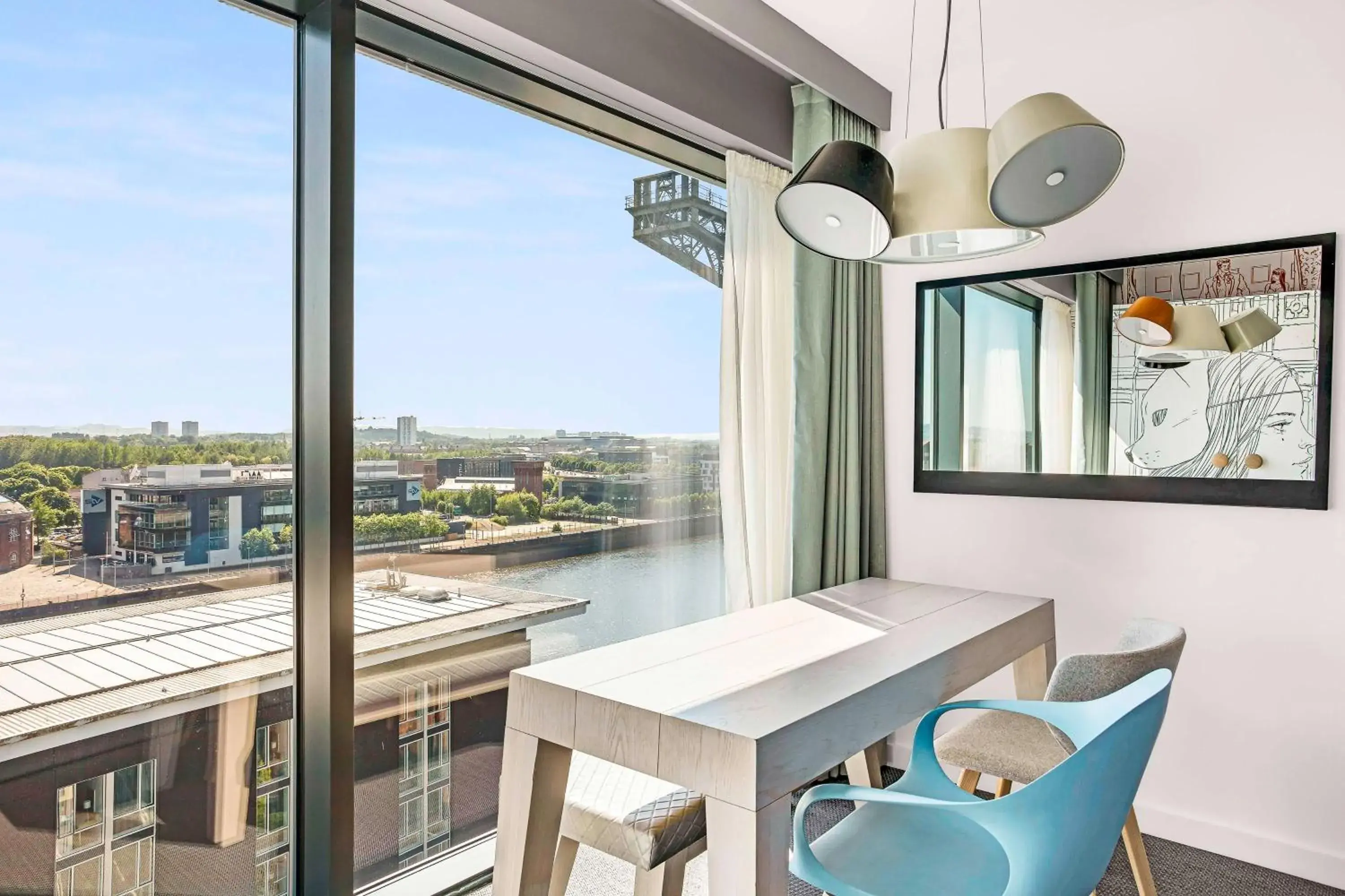 Bedroom in Radisson RED Hotel, Glasgow Bedroom in Radisson RED Hotel, Glasgow