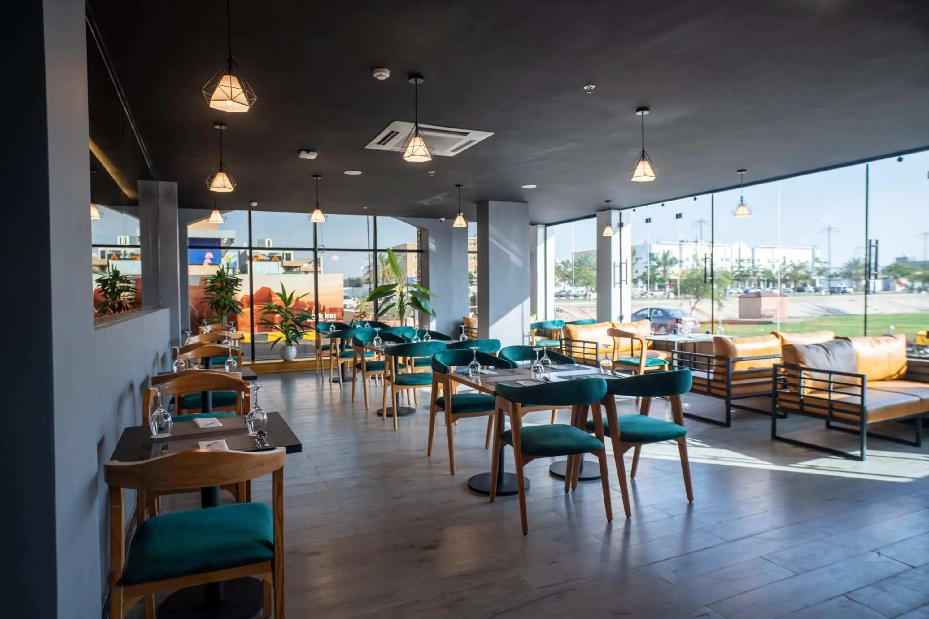 Restaurant/places to eat in Park Inn by Radisson Najran Restaurant/places to eat in Park Inn by Radisson Najran