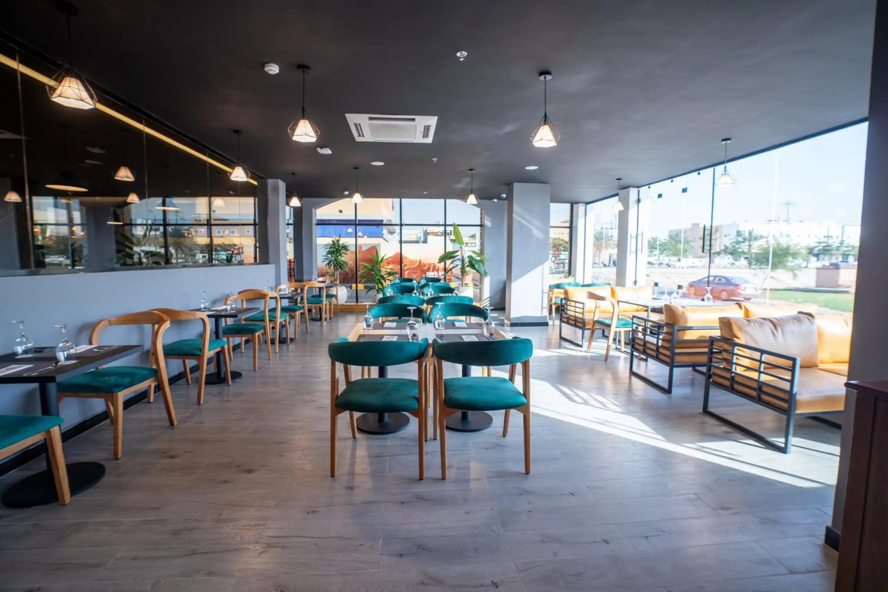 Restaurant/places to eat in Park Inn by Radisson Najran Restaurant/places to eat in Park Inn by Radisson Najran