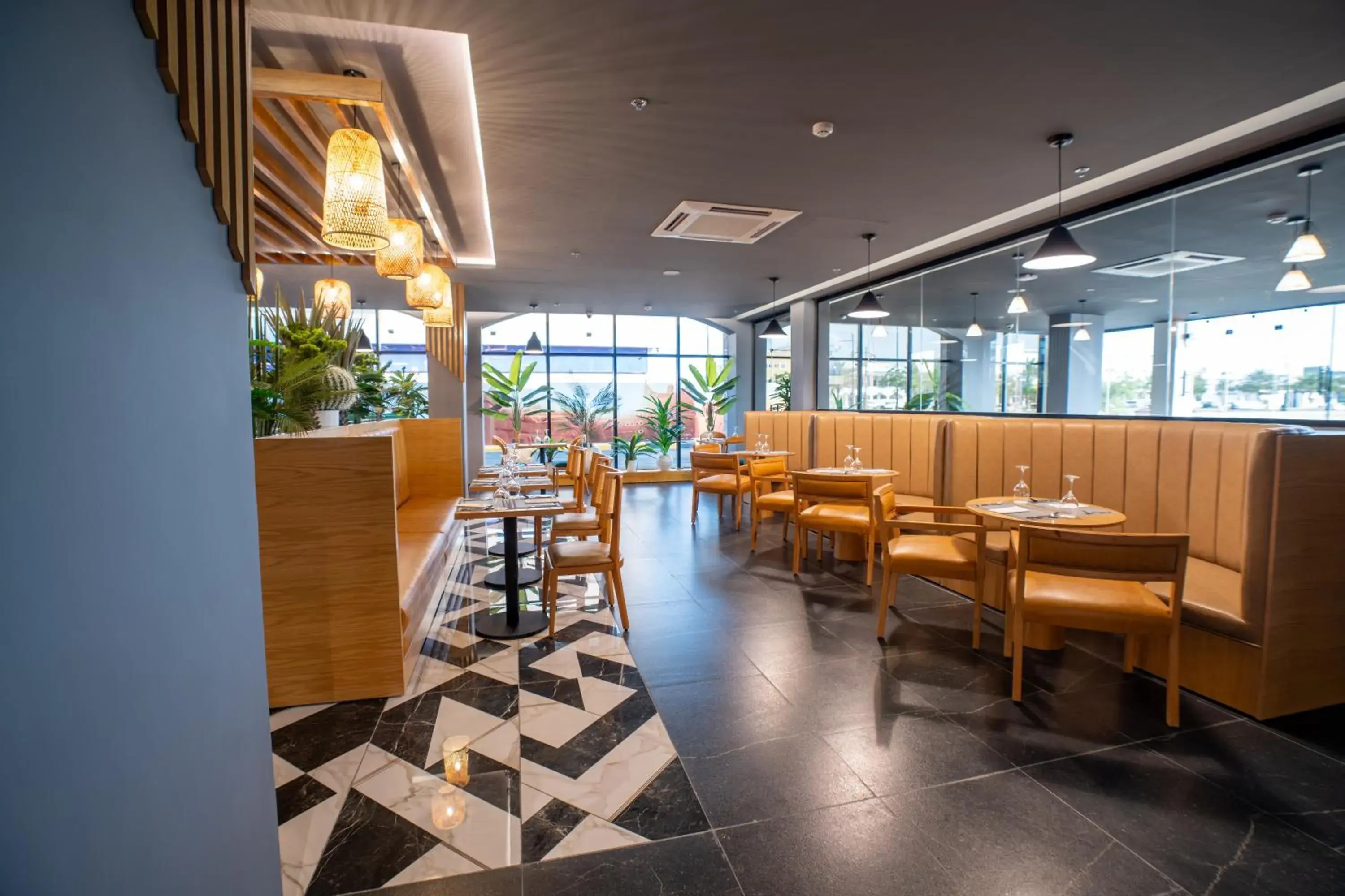 Restaurant/places to eat in Park Inn by Radisson Najran Restaurant/places to eat in Park Inn by Radisson Najran