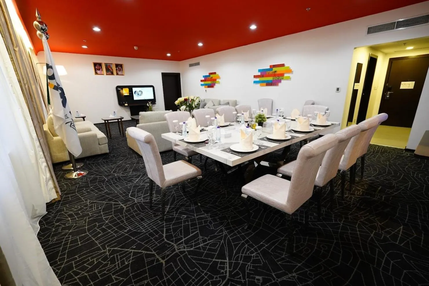 TV and multimedia in Park Inn by Radisson Najran