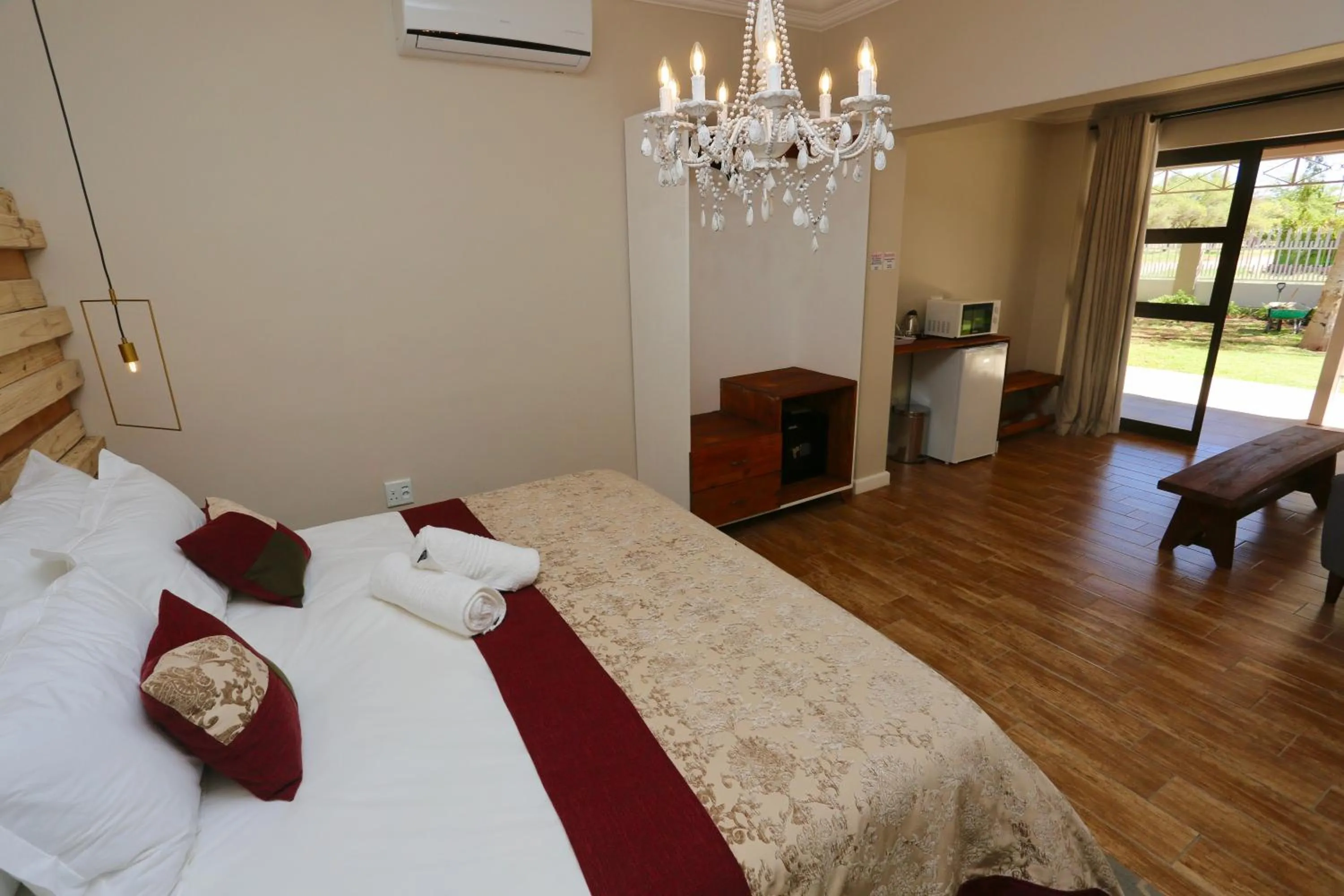 Bedroom, Bed in Boutique Guesthouse Mariental