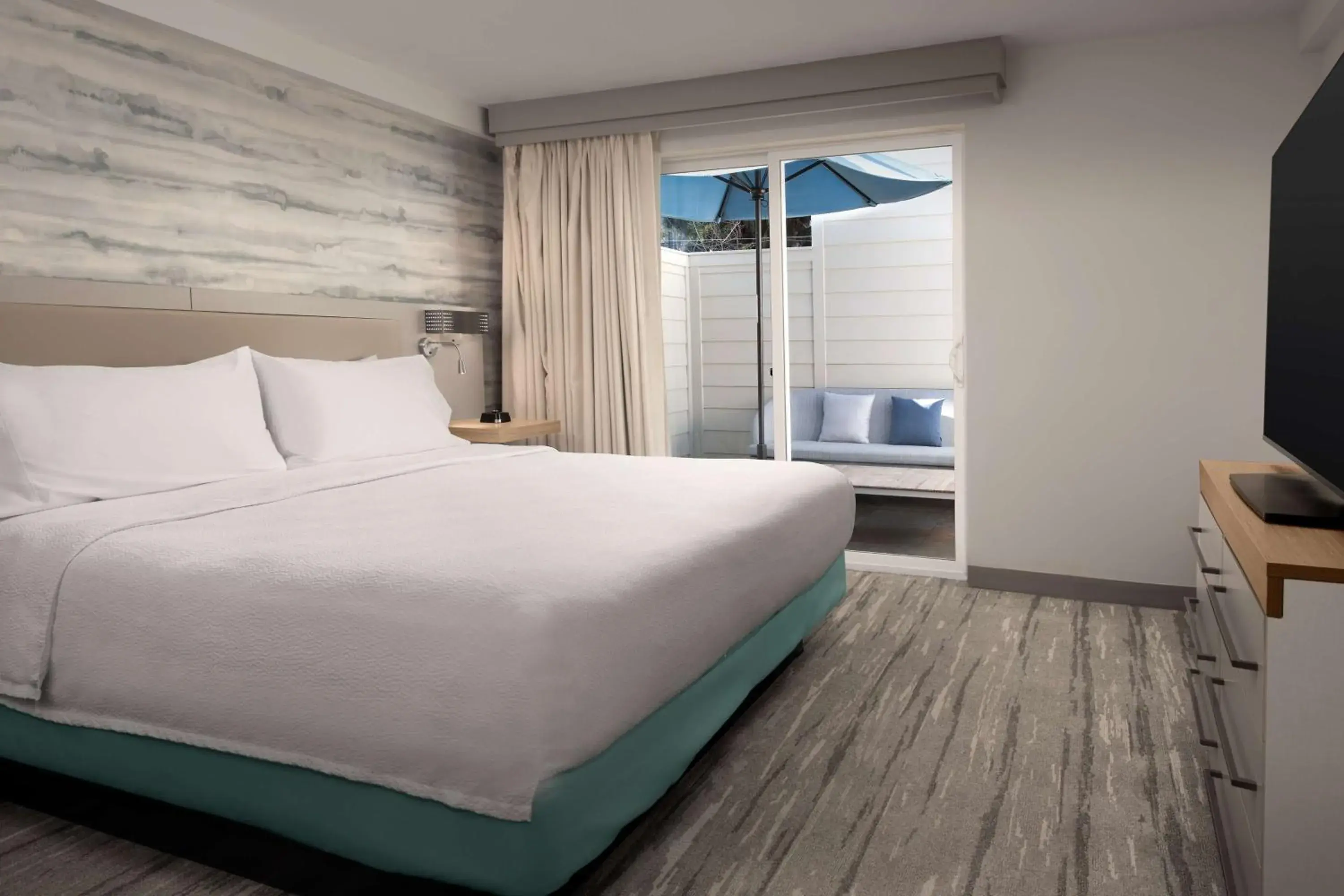 Bed in Hilton Garden Inn Los Angeles Marina Del Rey Bed in Hilton Garden Inn Los Angeles Marina Del Rey