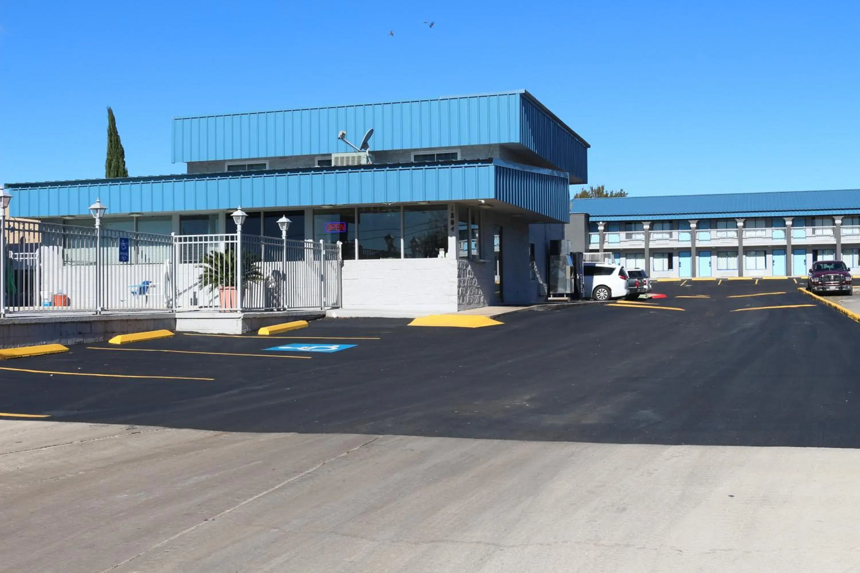 Lone Star Inn Kerrville/Fredericksburg Lone Star Inn Kerrville/Fredericksburg