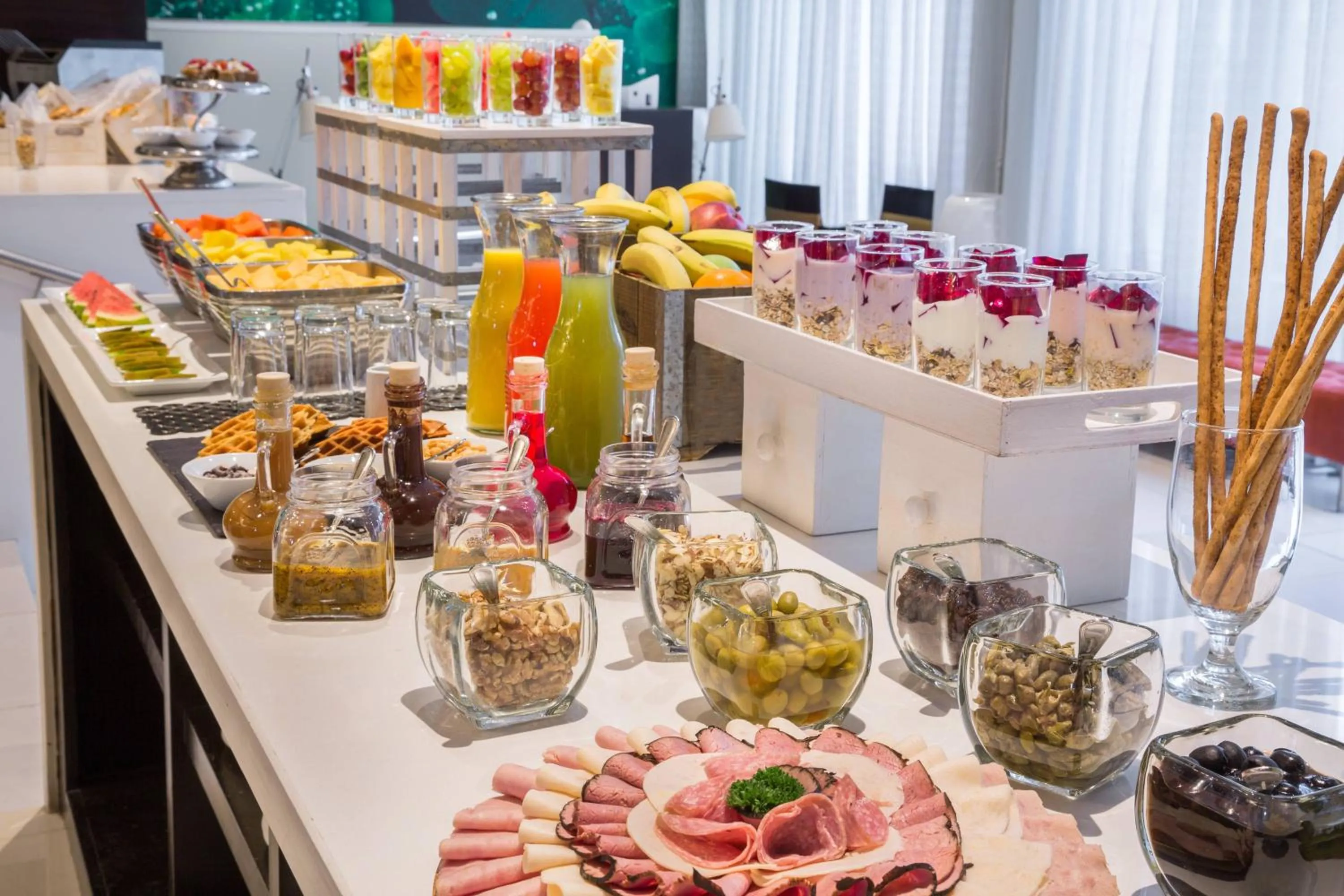 Breakfast in Courtyard by Marriott Panama Metromall