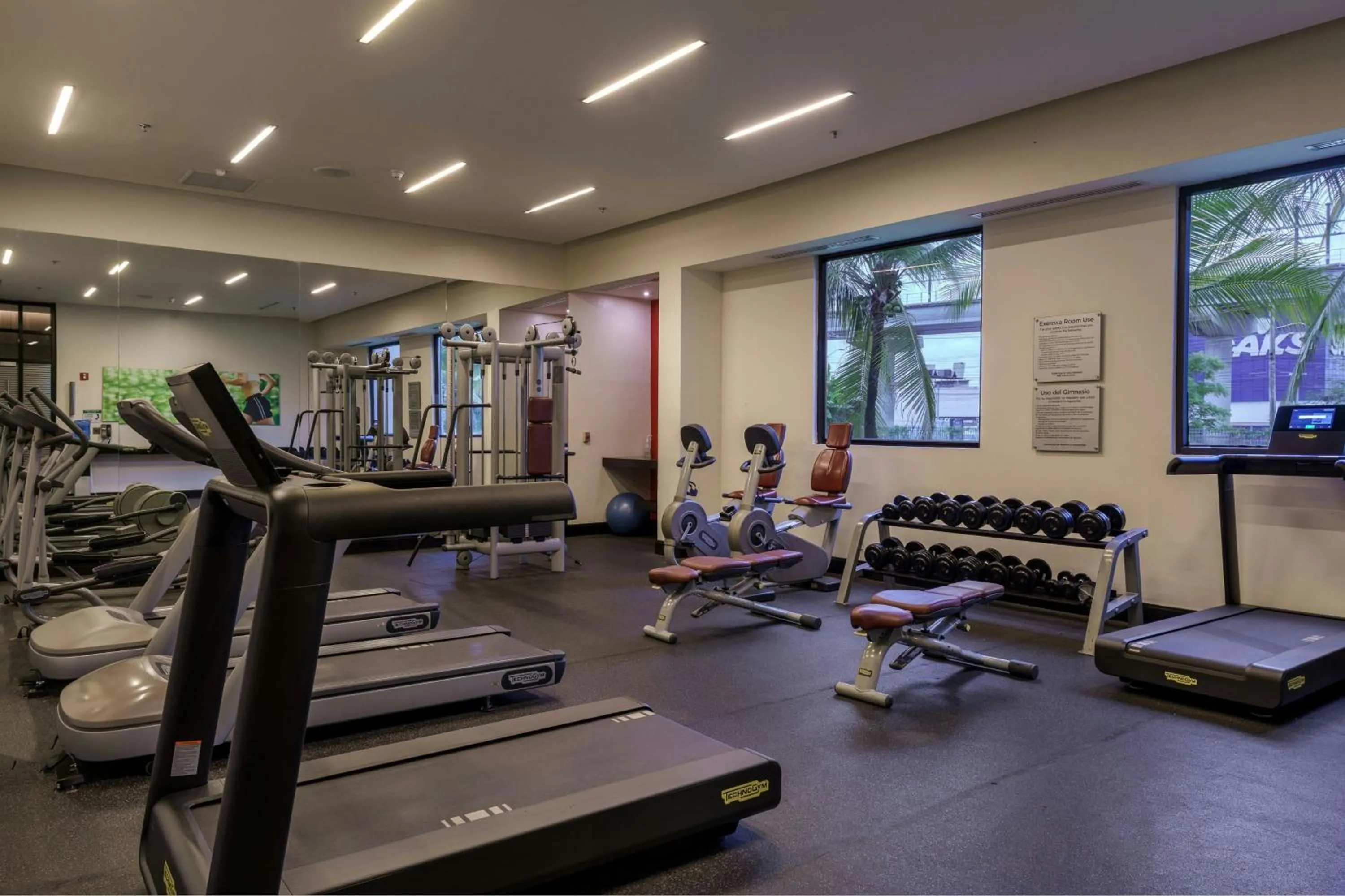 Fitness centre/facilities in Courtyard by Marriott Panama Metromall