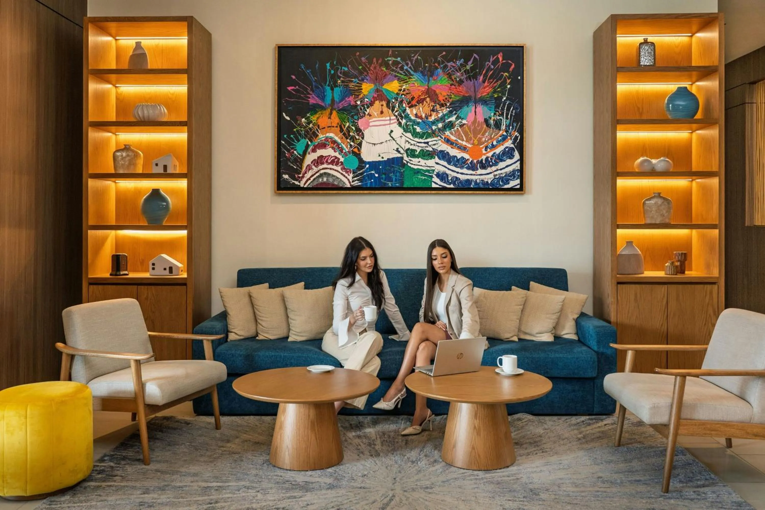 Lobby or reception in Courtyard by Marriott Panama Metromall