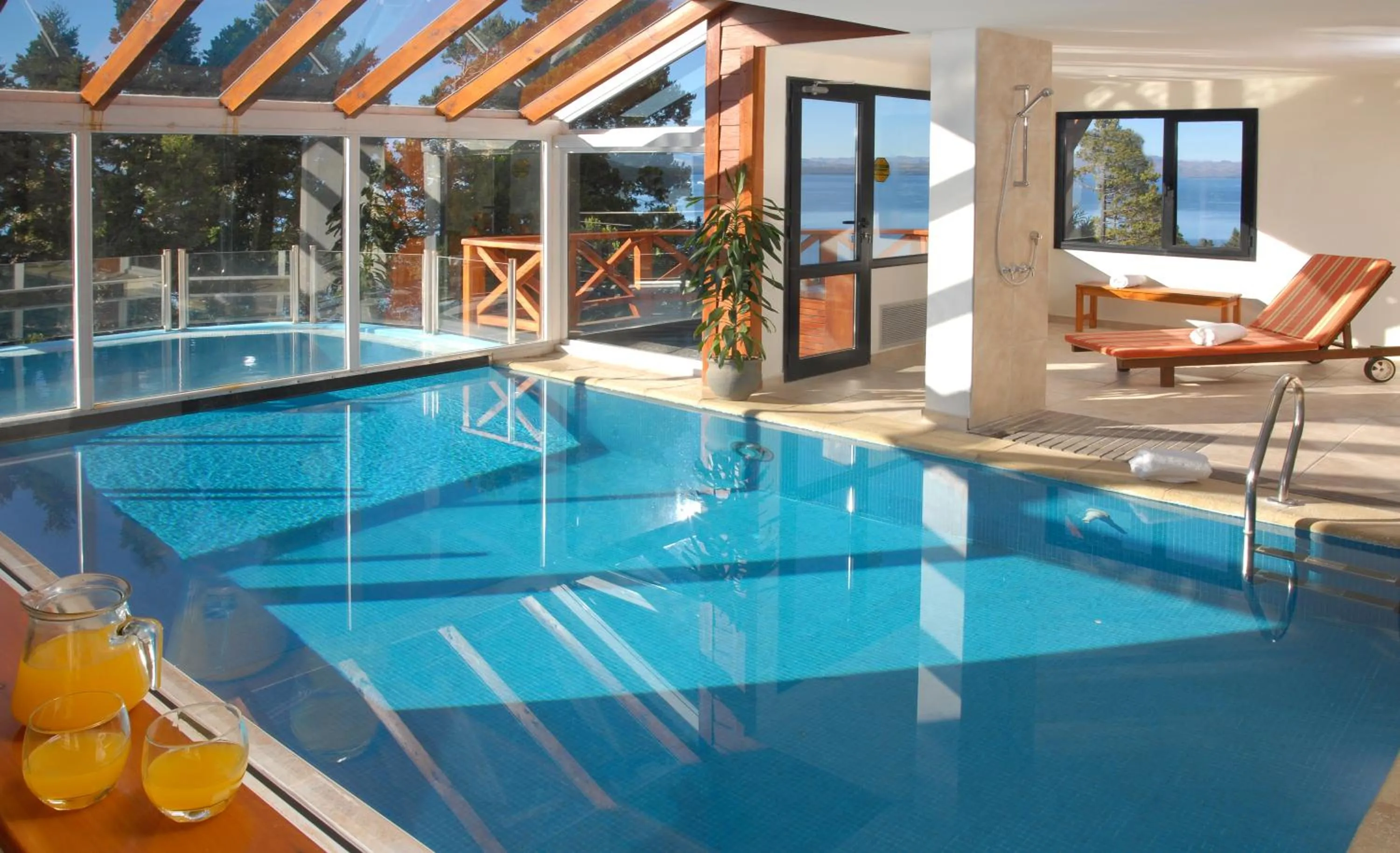 Spring in Catalonia Sur Aparts-Spa