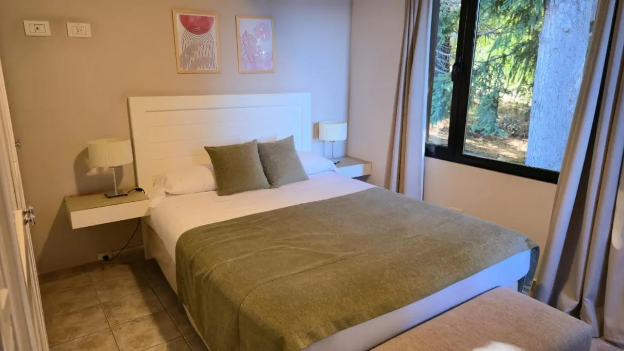 Bed in Catalonia Sur Aparts-Spa