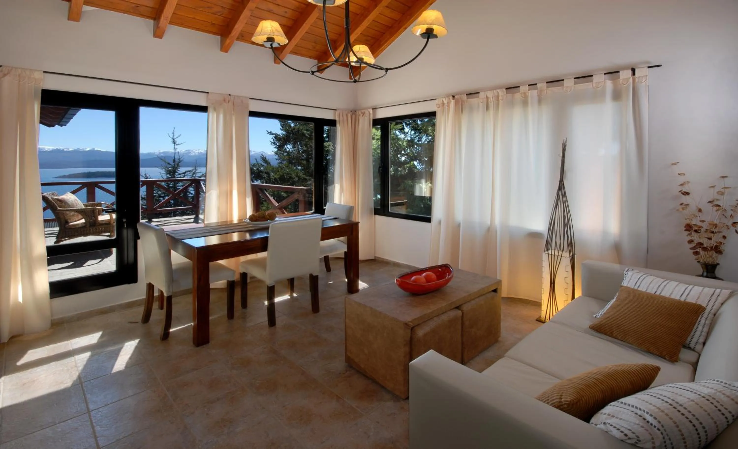 Living room in Catalonia Sur Aparts-Spa