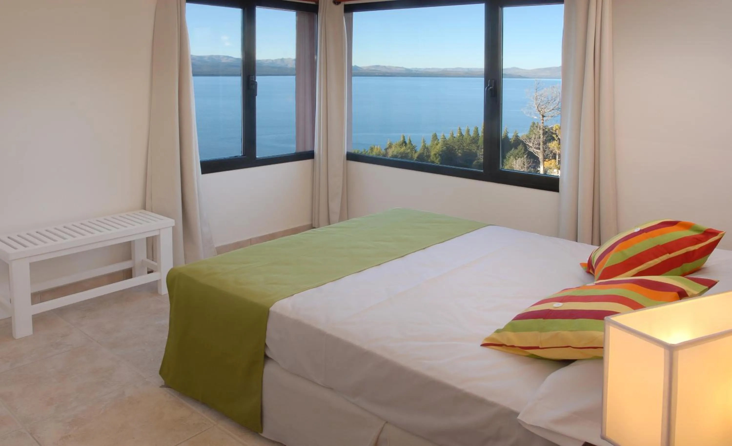 Bed in Catalonia Sur Aparts-Spa