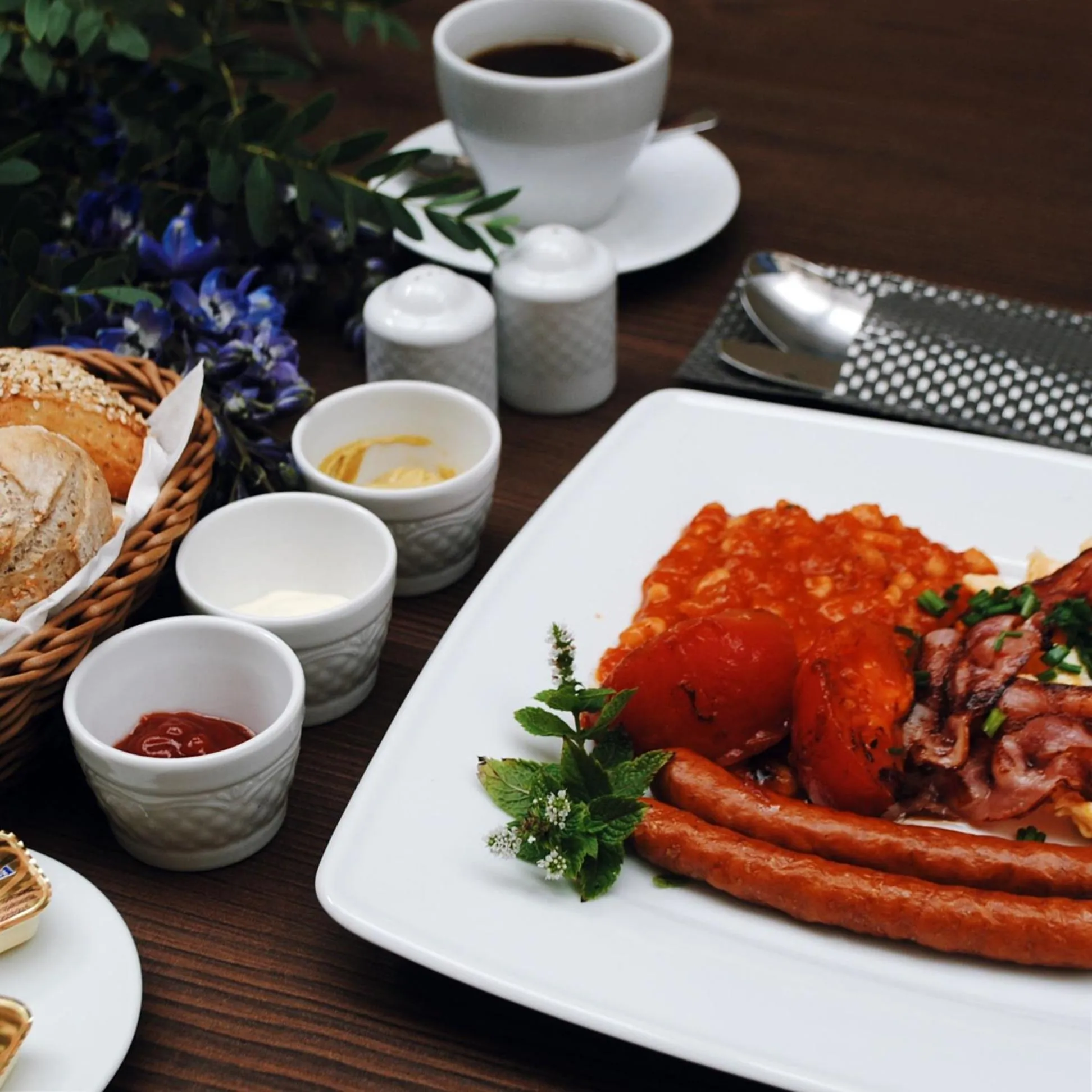 Breakfast in Shalom Kazimierz
