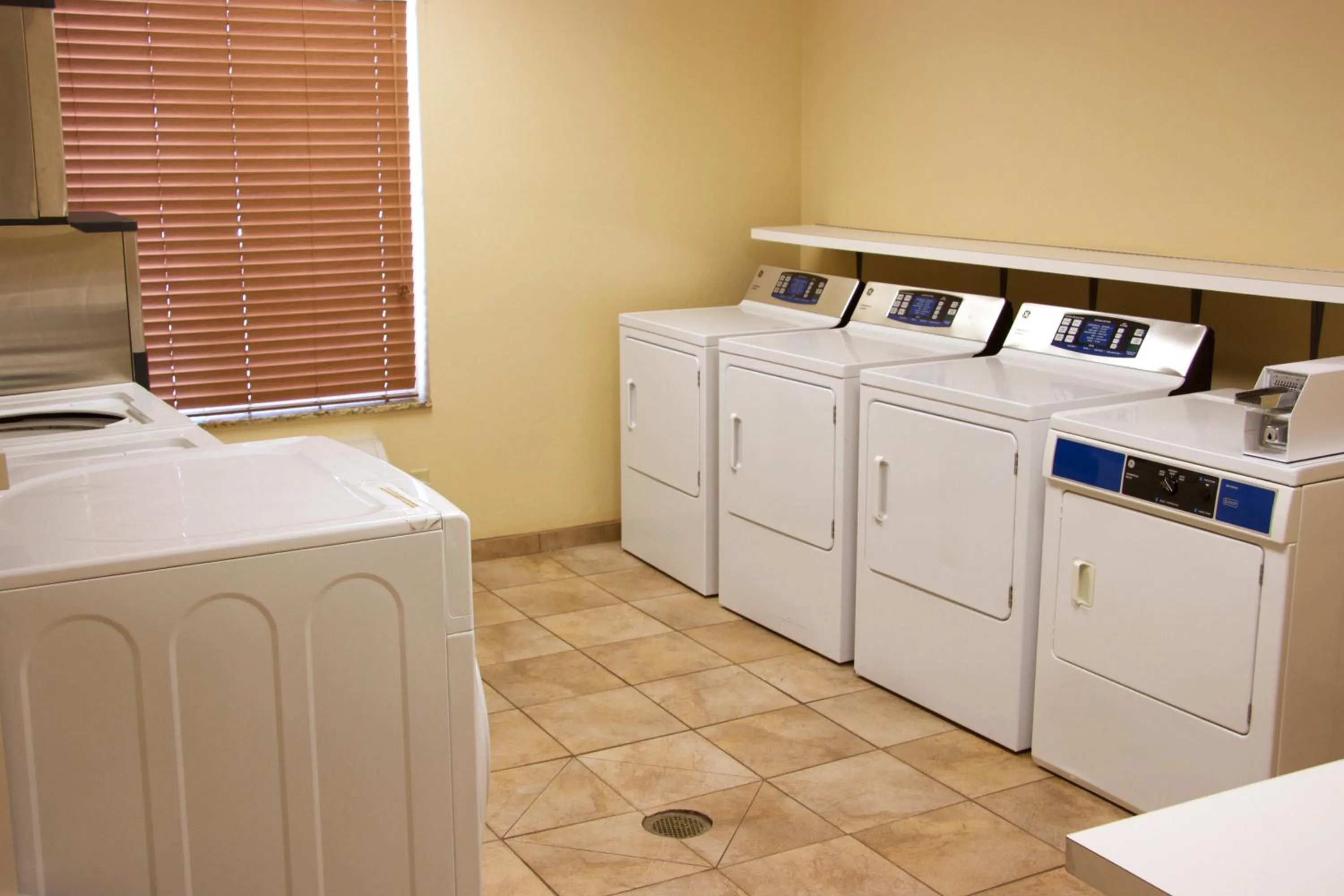 Other in Candlewood Suites Champaign-Urbana University Area by IHG