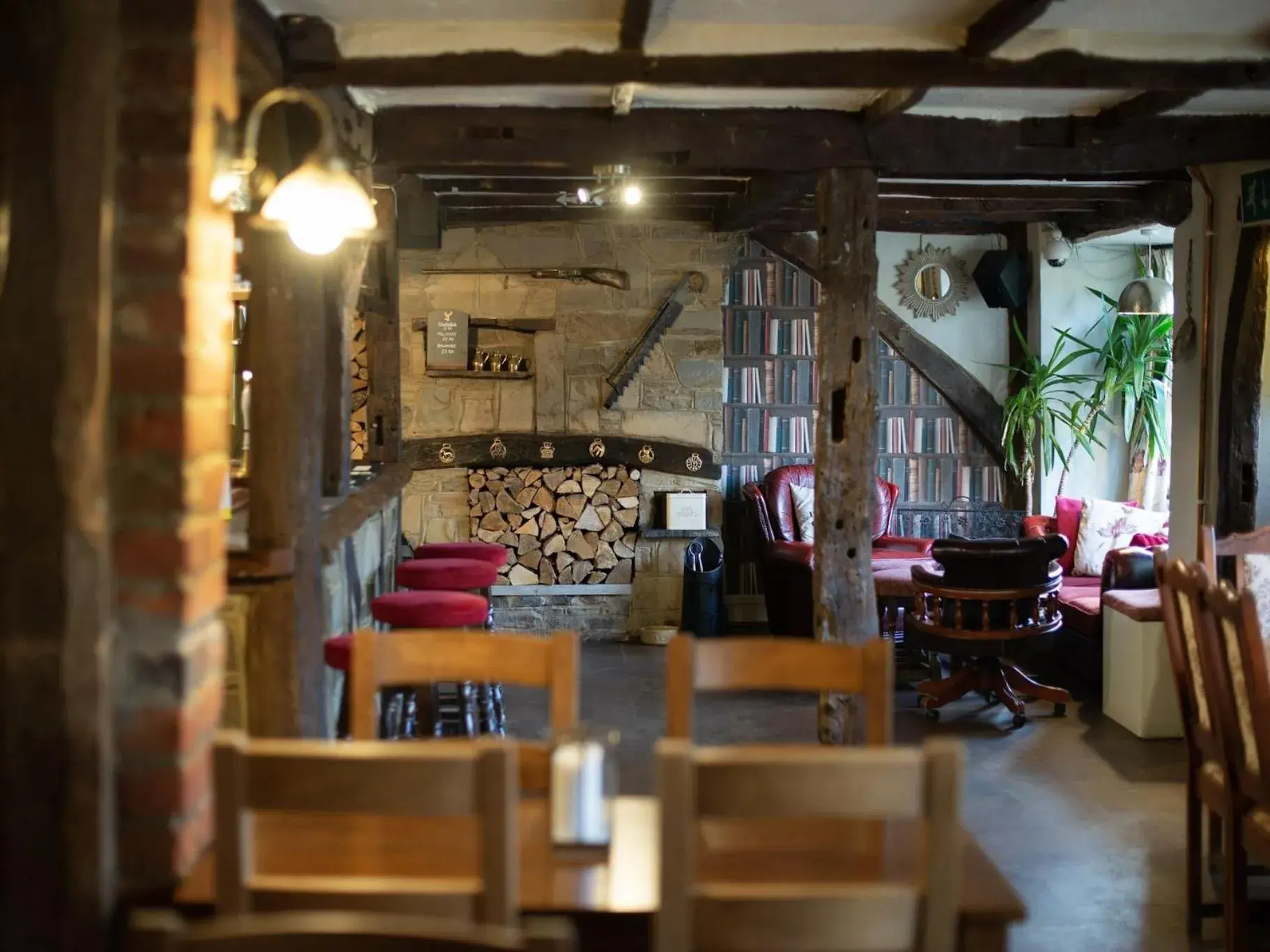 Lounge or bar in The Heath Inn Lounge or bar in The Heath Inn