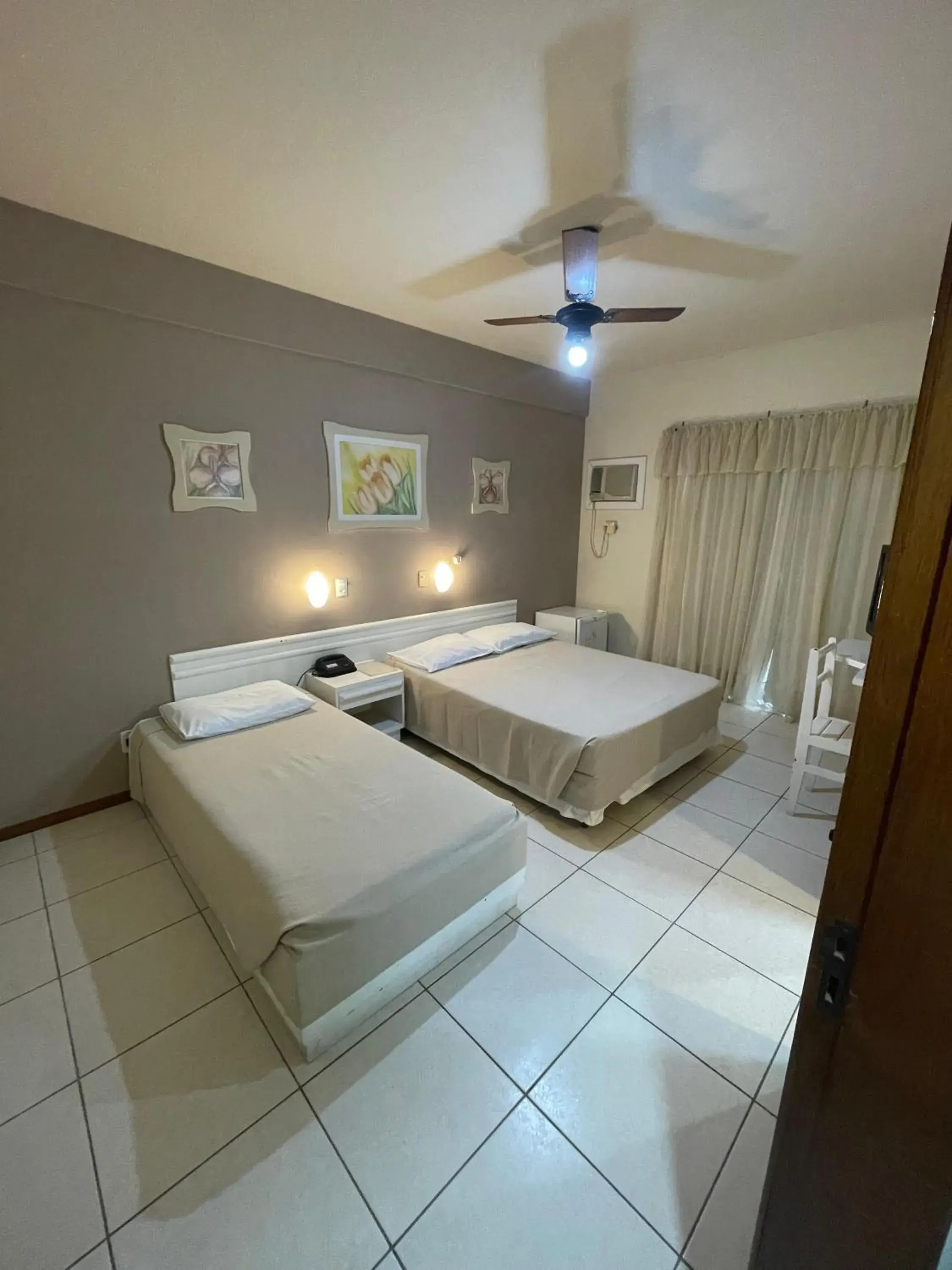 Two-Bedroom Apartment in Hotel Cambirela Two-Bedroom Apartment in Hotel Cambirela