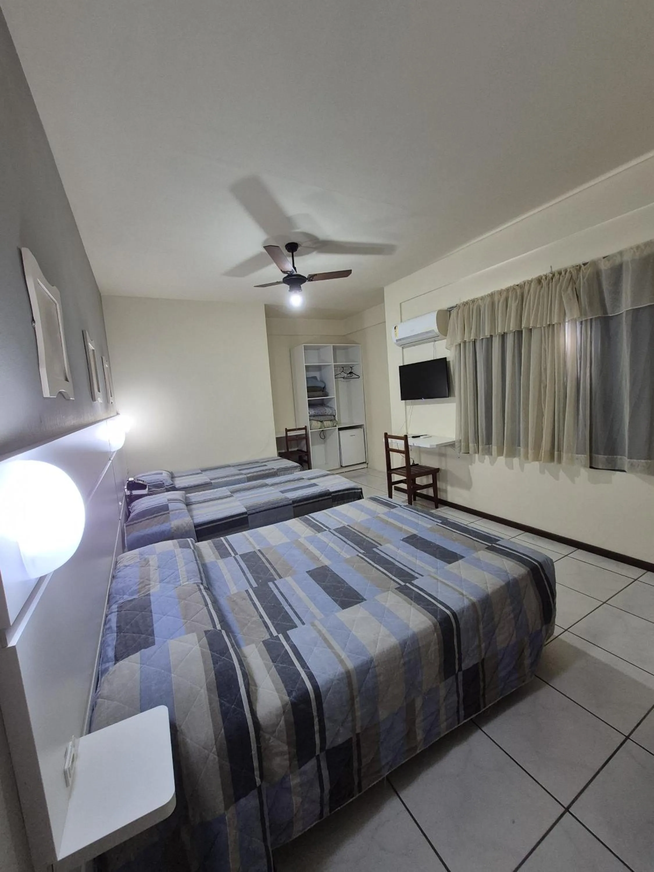 Bed in Hotel Cambirela