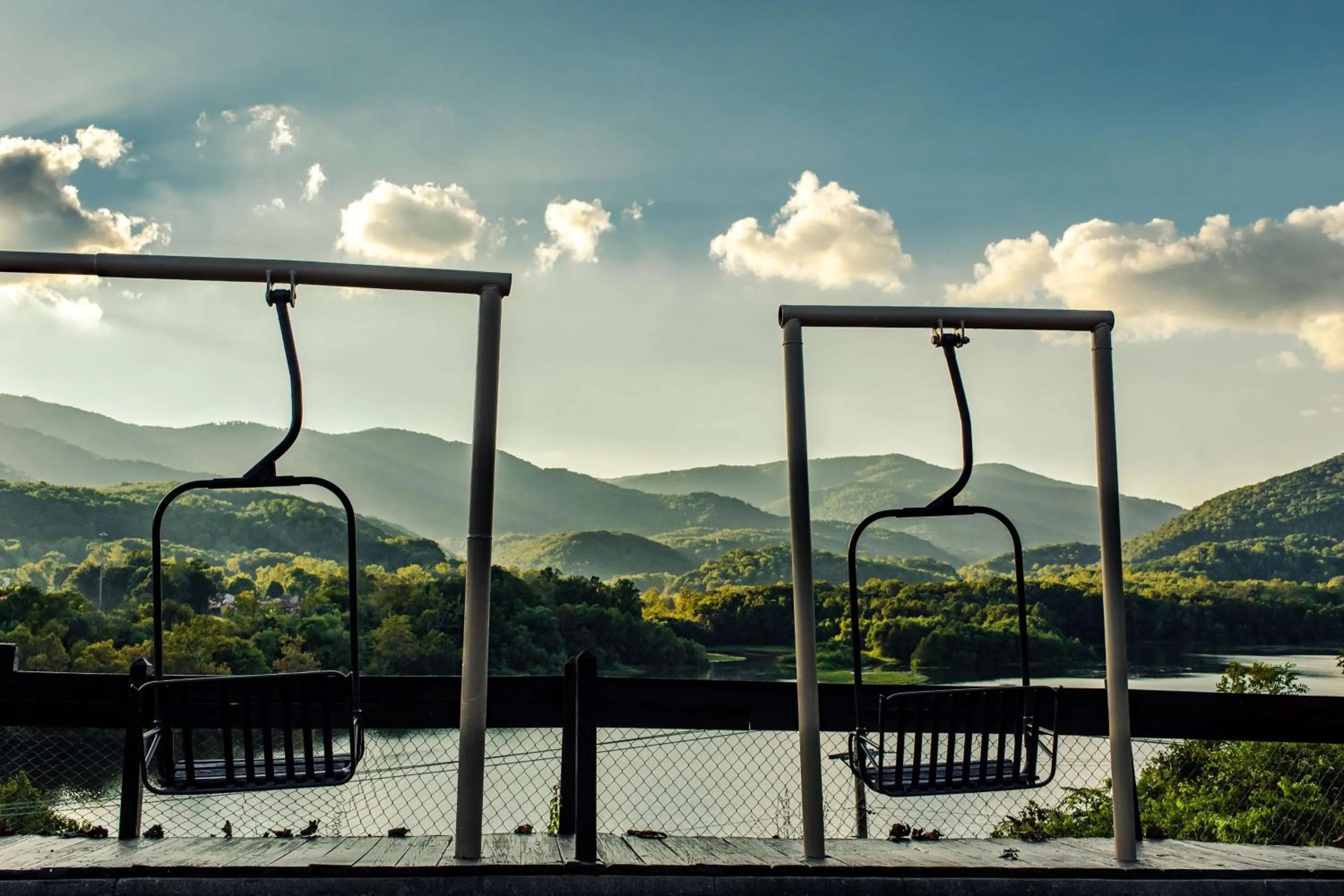 Property building in Hampton Inn Caryville-I-75/Cove Lake-State Park