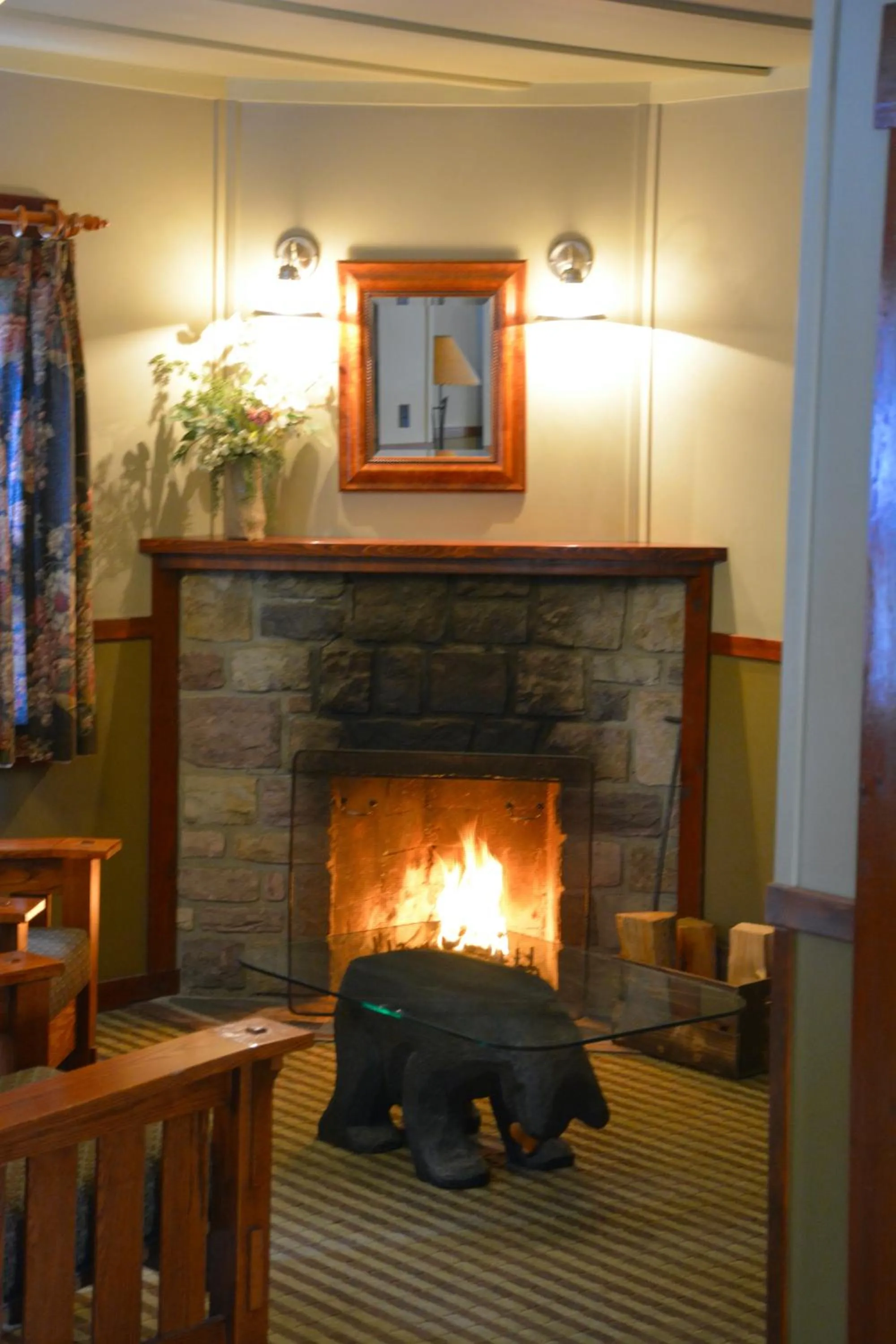 flat iron in Johnston Canyon Lodge & Bungalows