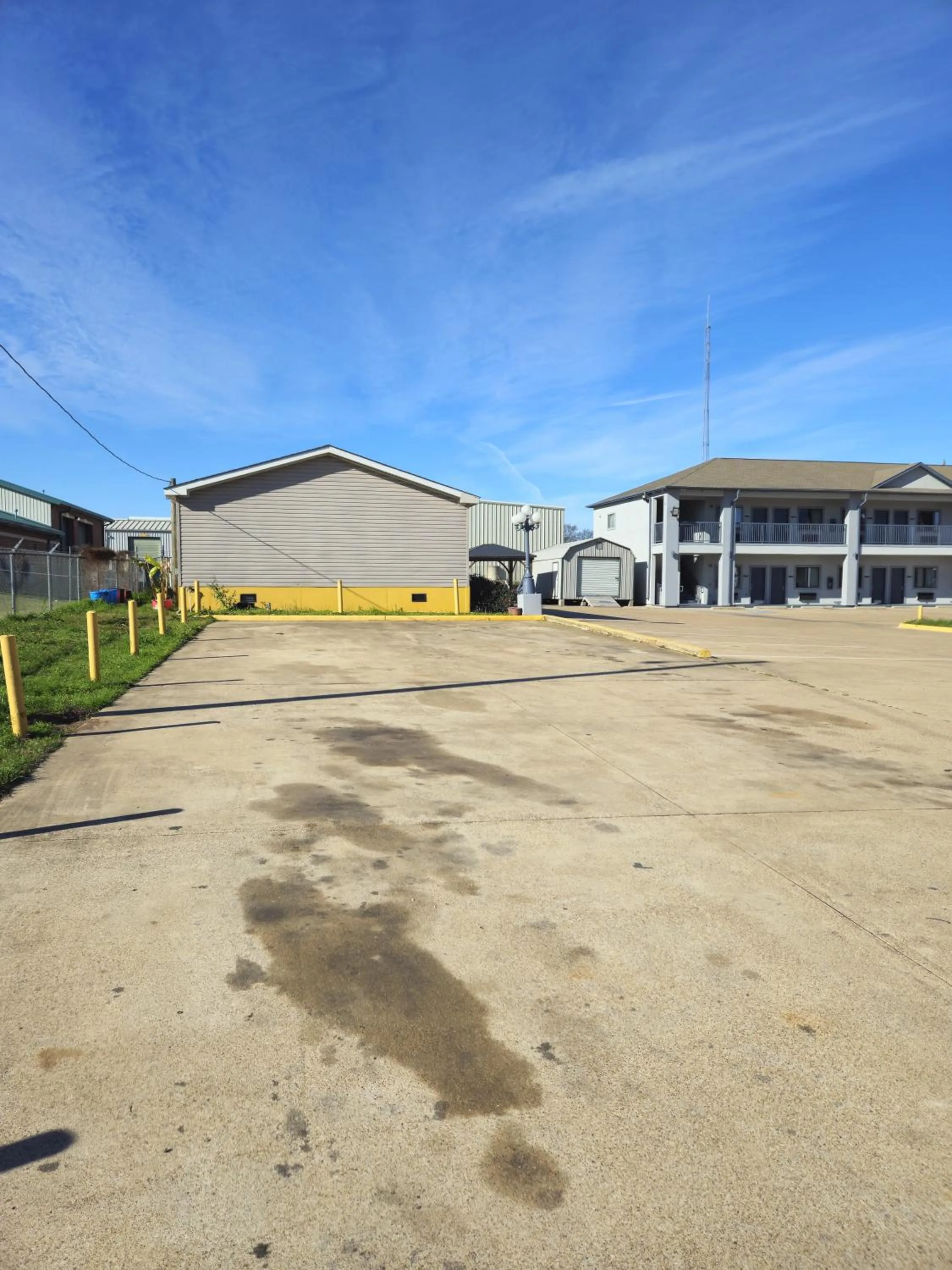 Parking in Budgetel Inn and Suites