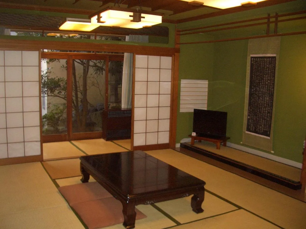Japanese-Style Quadruple Room with Garden View in Murataya