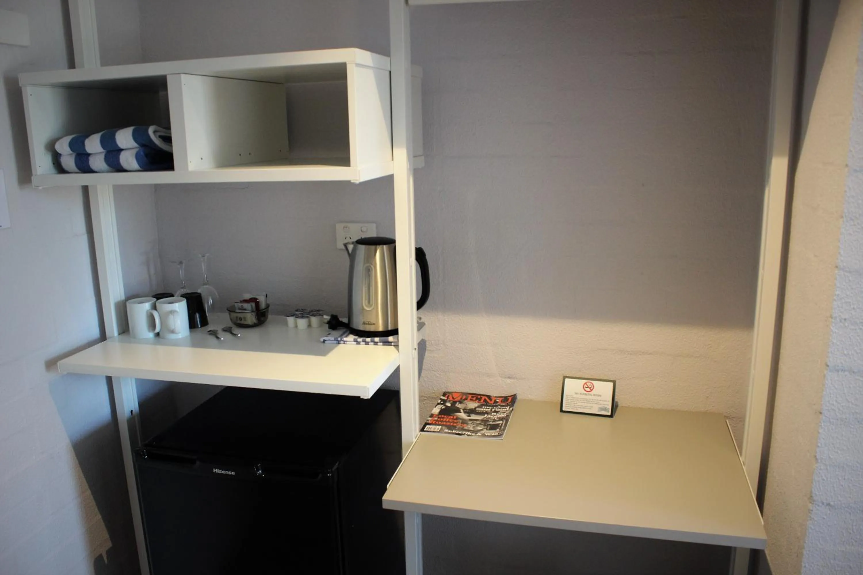 Coffee/tea facilities in Atrium Hotel Mandurah