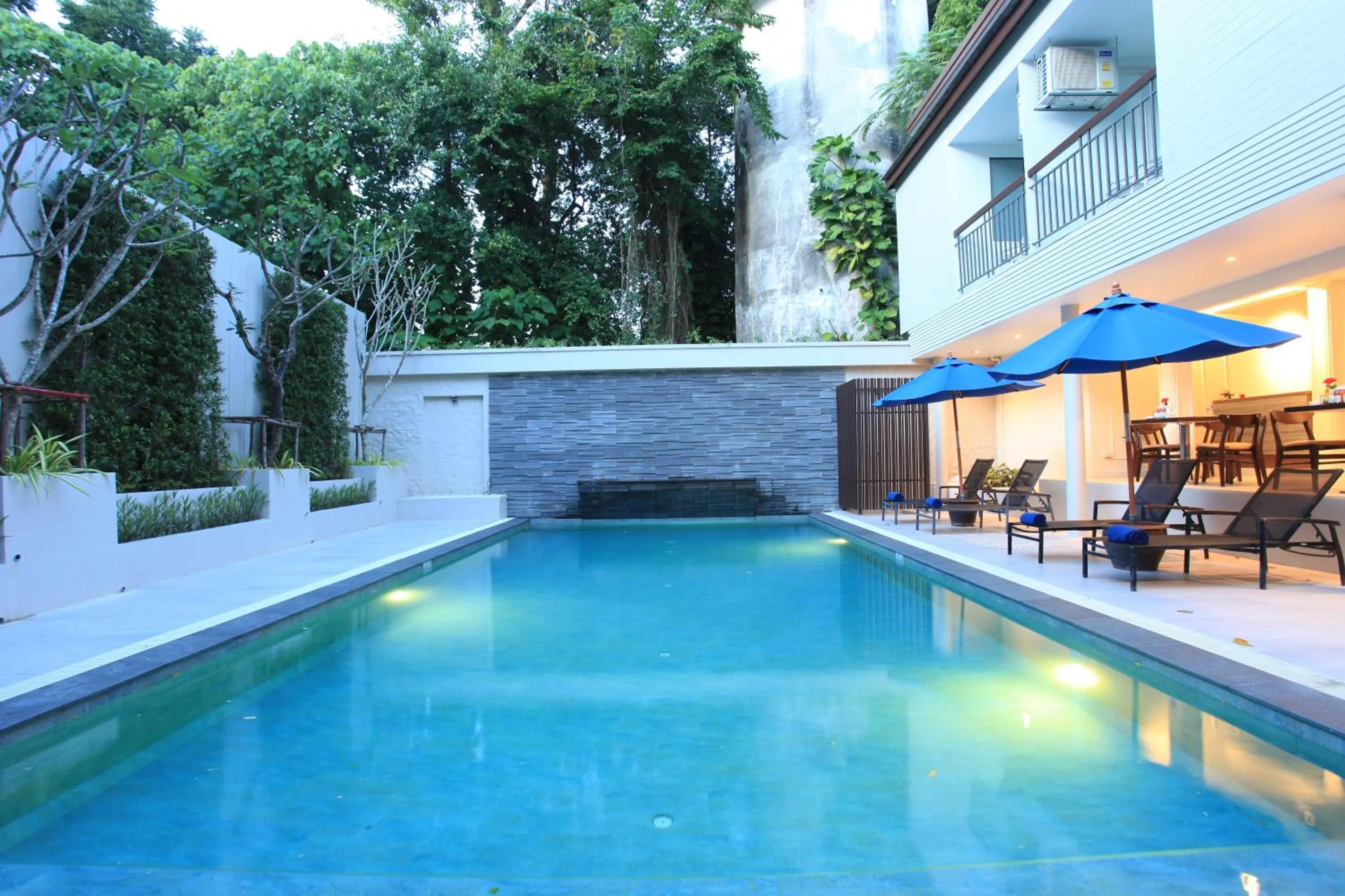 Swimming pool in Adema Boutique Karon