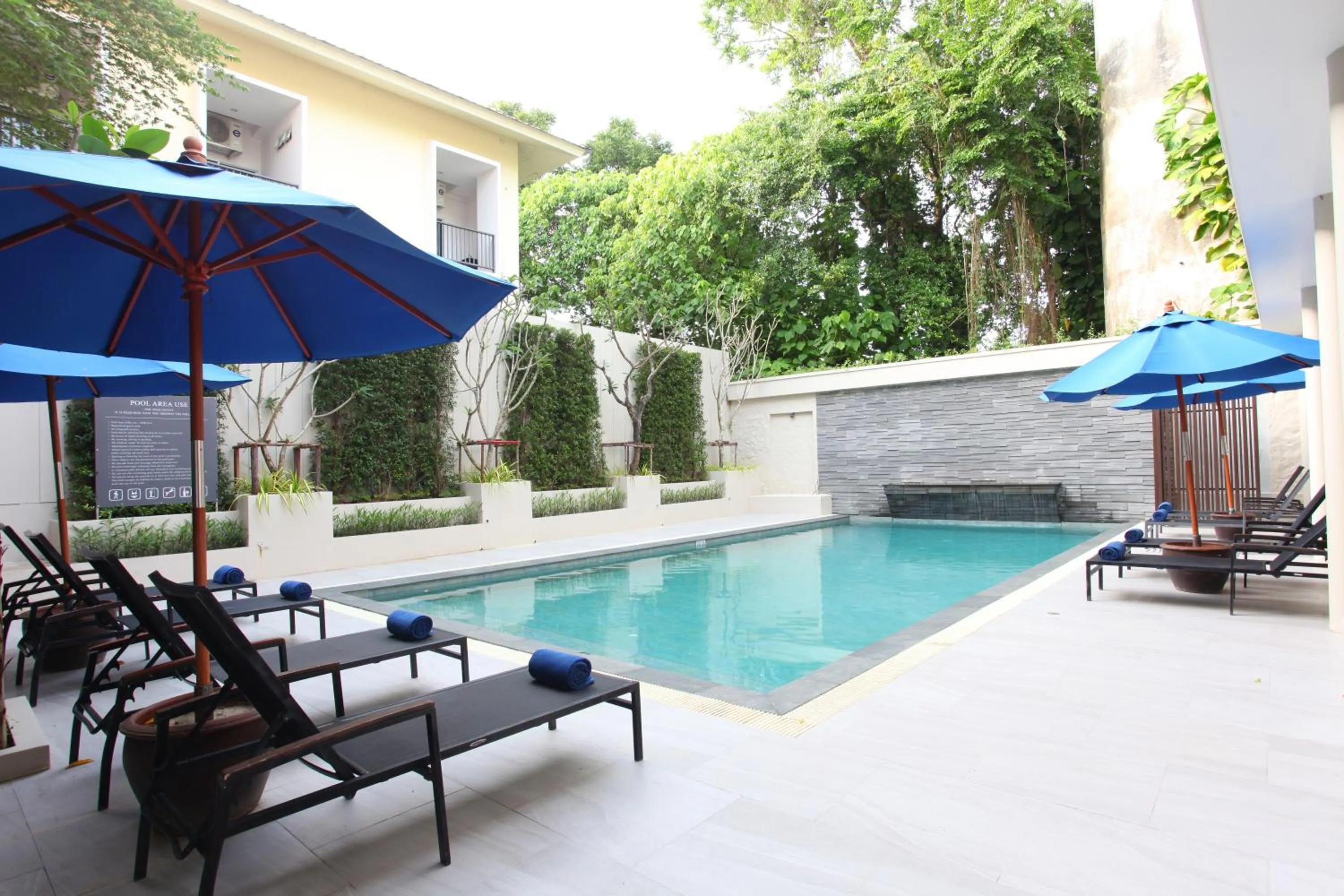 Swimming pool in Adema Boutique Karon