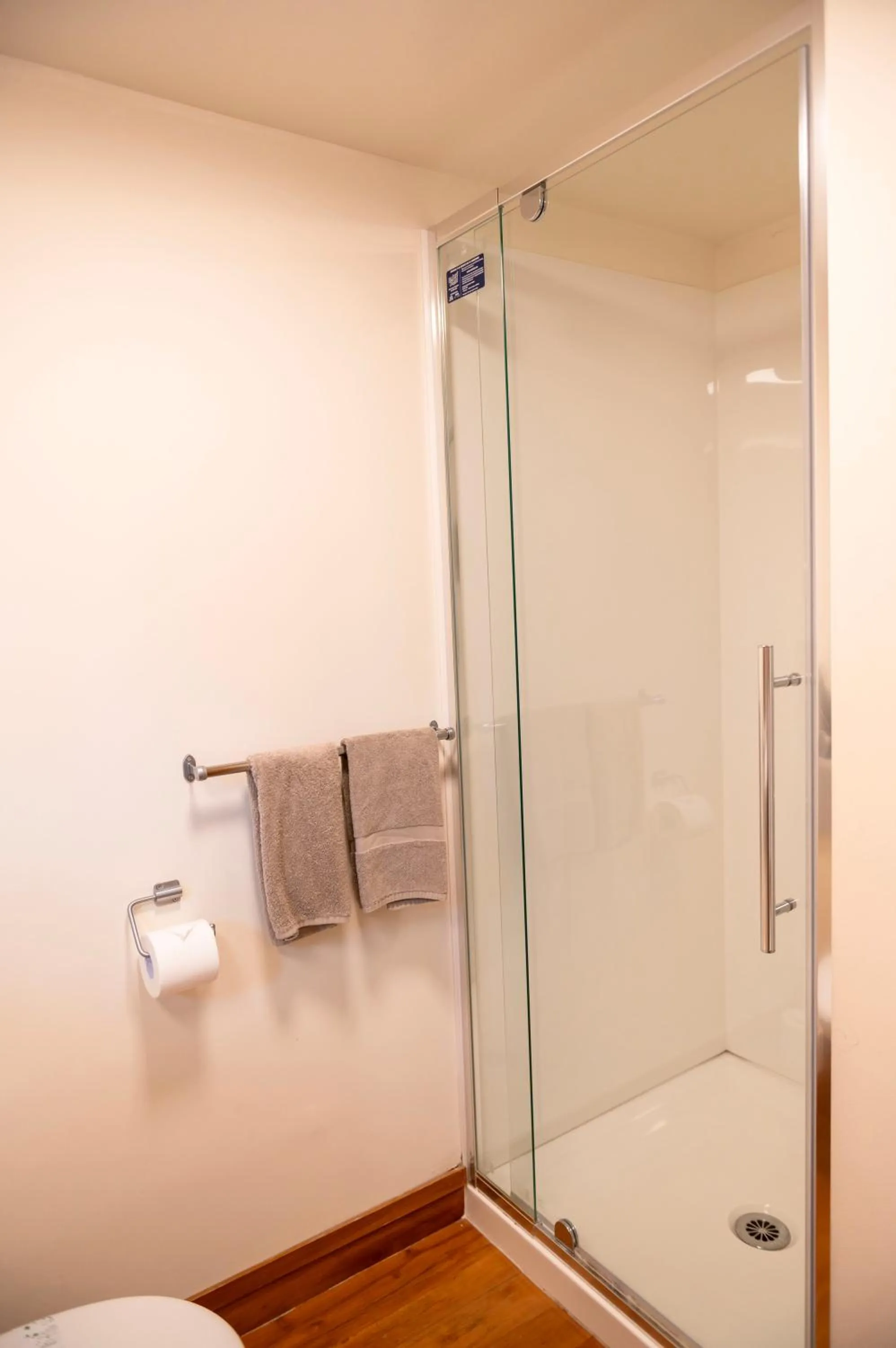 Bathroom in Punga Grove