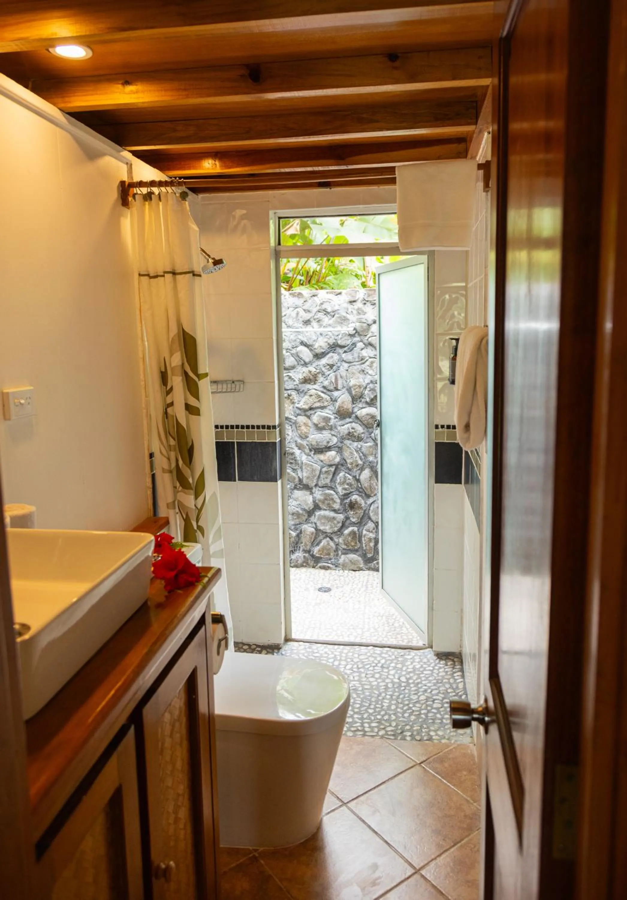 Koro Sun Resort & Rainforest Spa