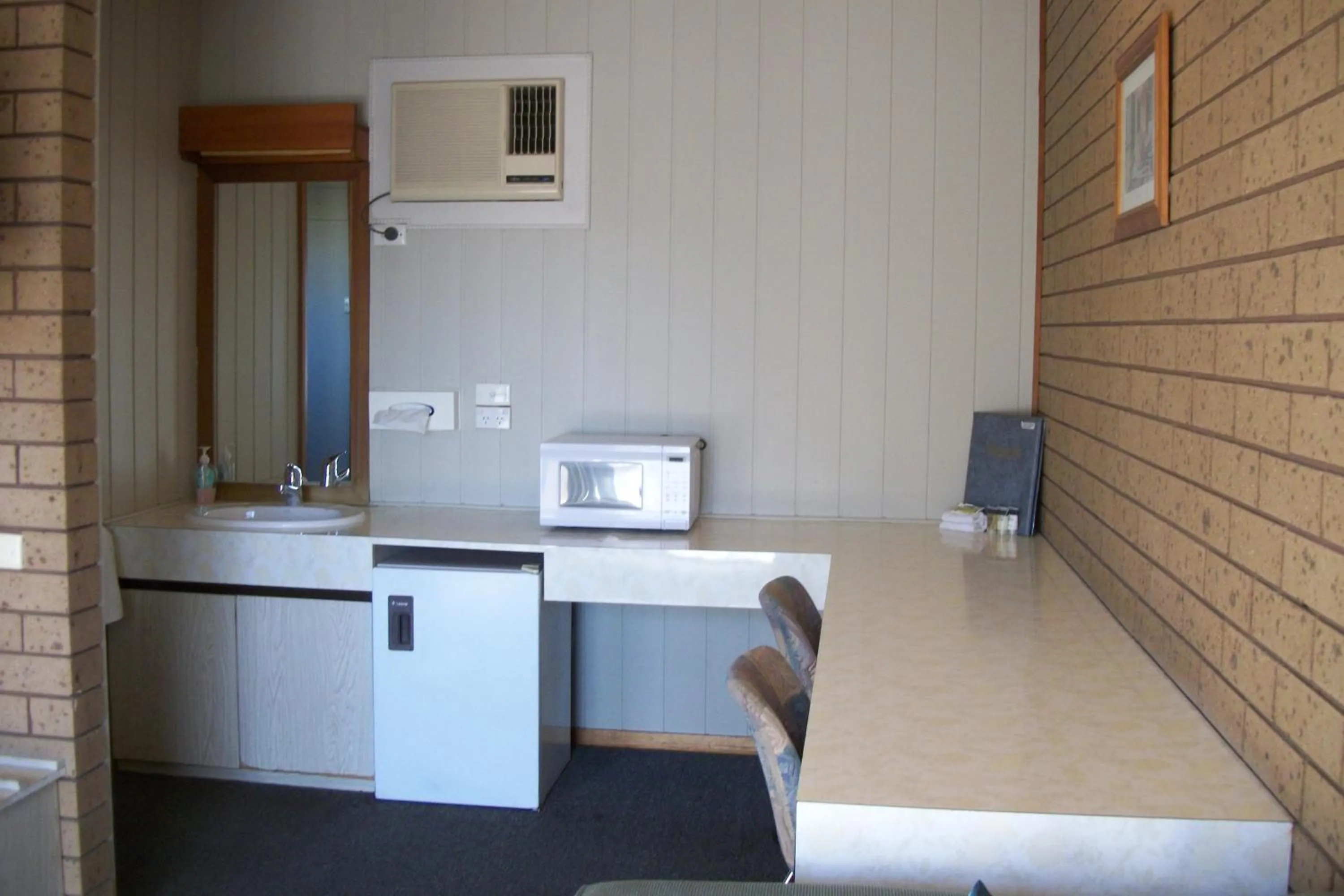 Seating area in Country Home Motor Inn