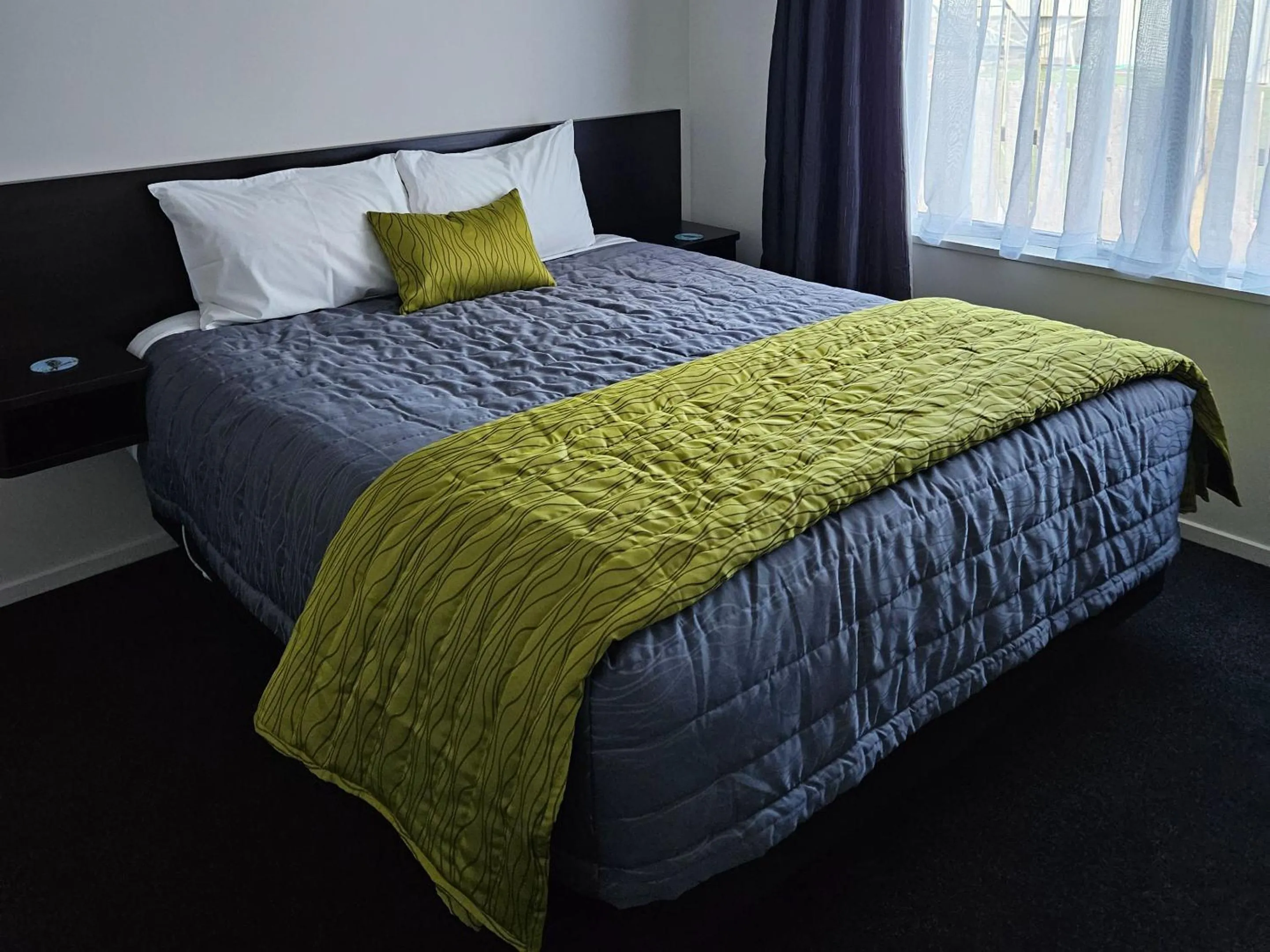 Bedroom, Bed in Aachen Place Motel