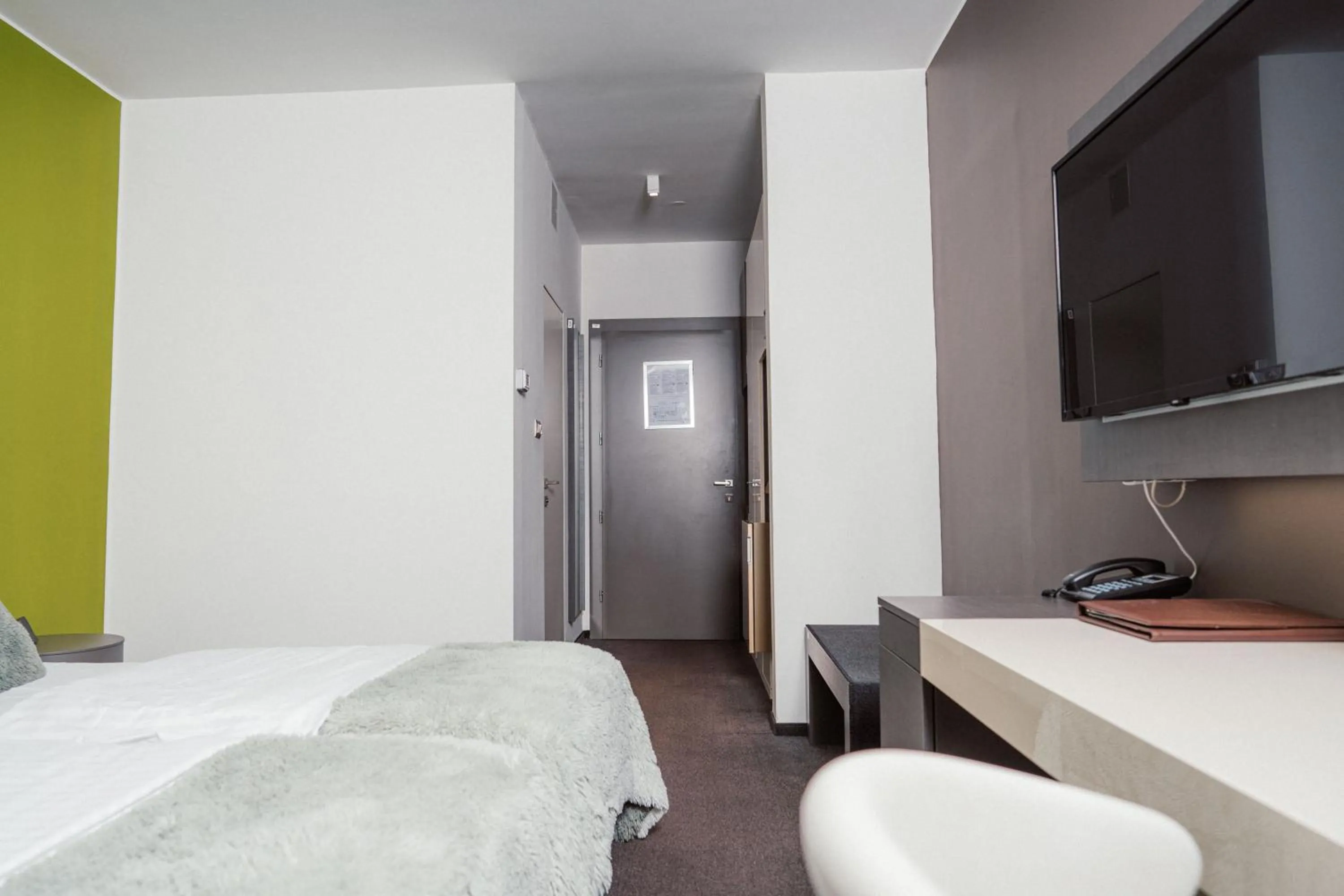 Bedroom, Bed in Hotel City Maribor