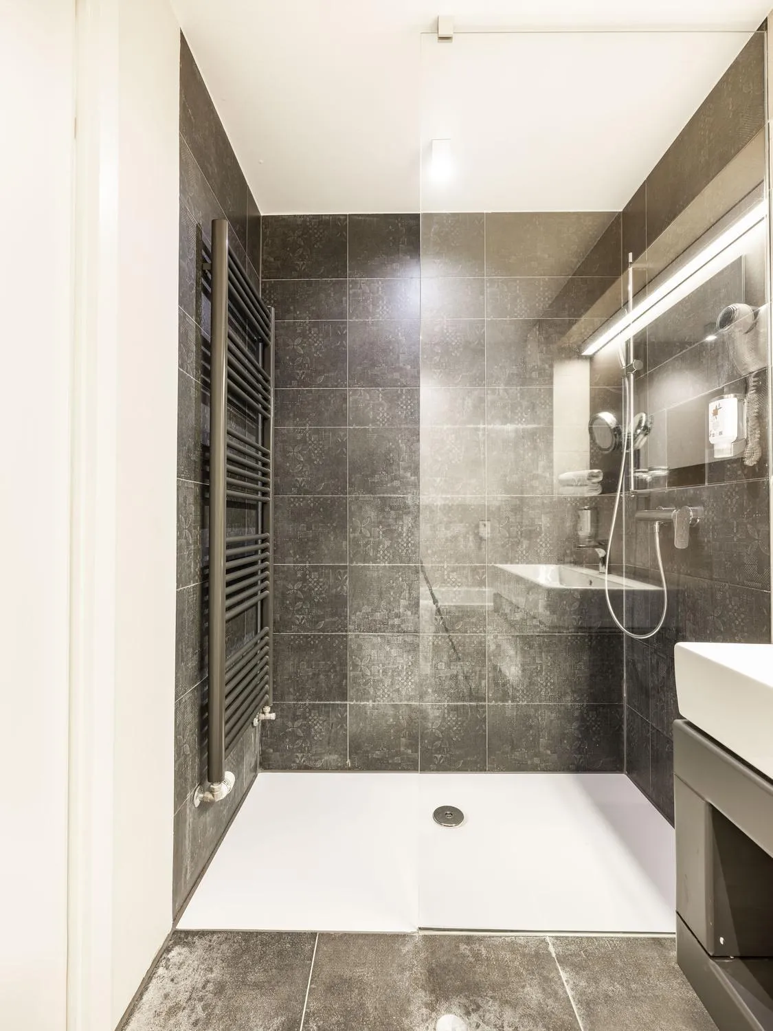 Shower in Hotel City Maribor