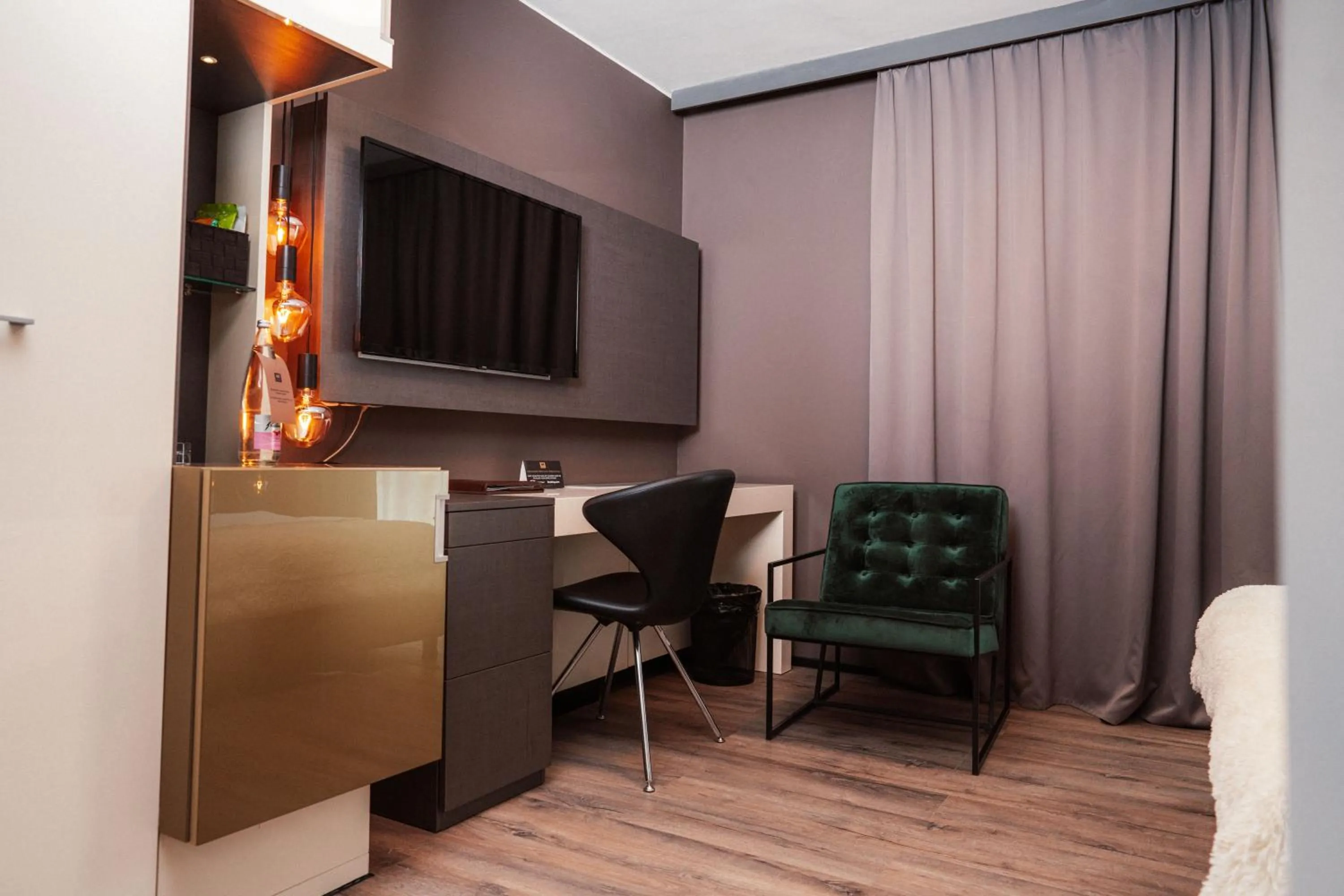 furniture in Hotel City Maribor