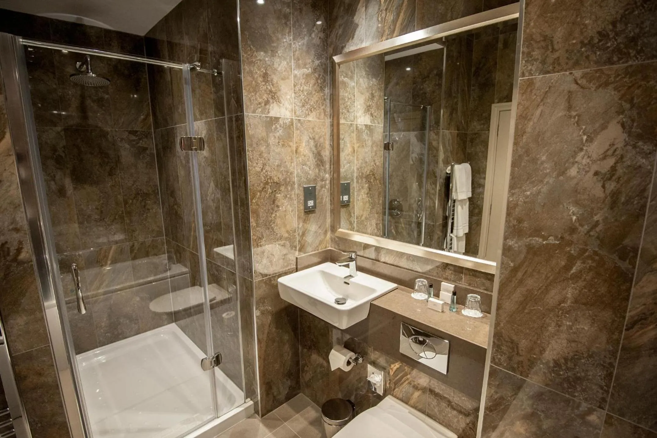 Shower in Seamill Hydro Hotel