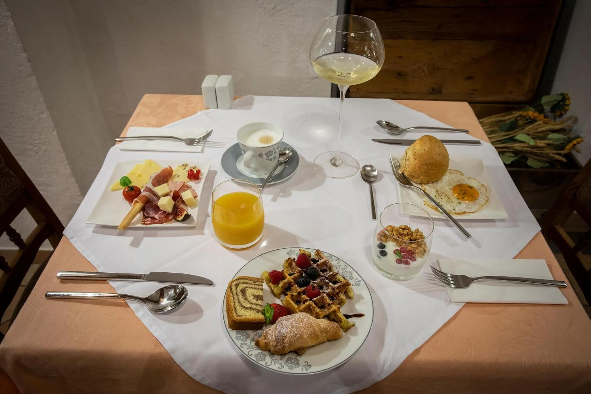 Food and drinks in House Klasika - Adults Only