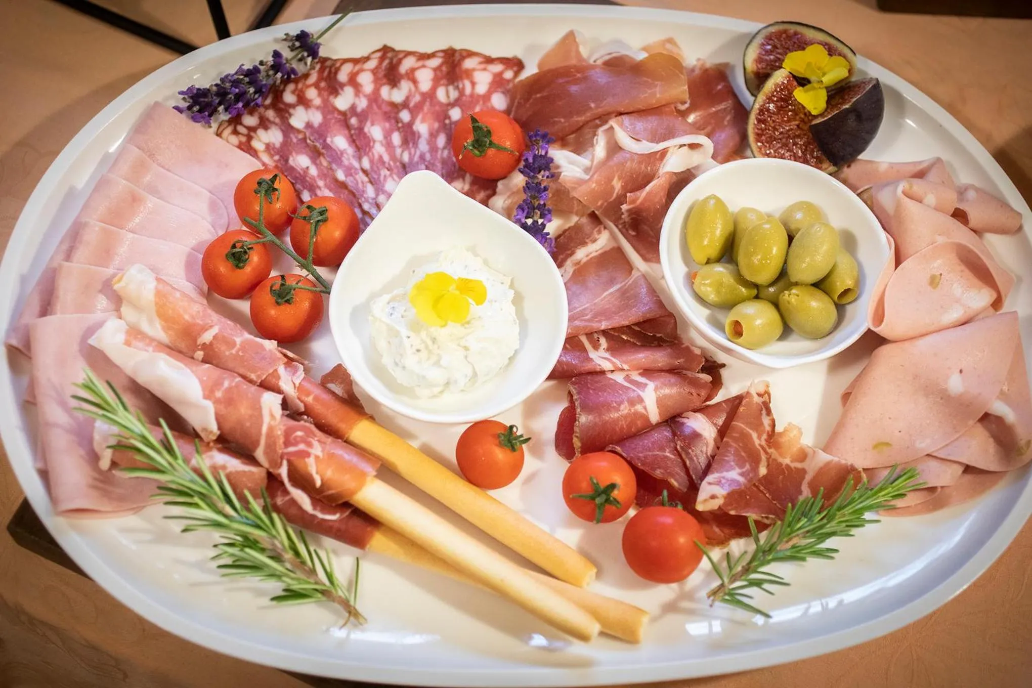 Food and drinks in House Klasika - Adults Only